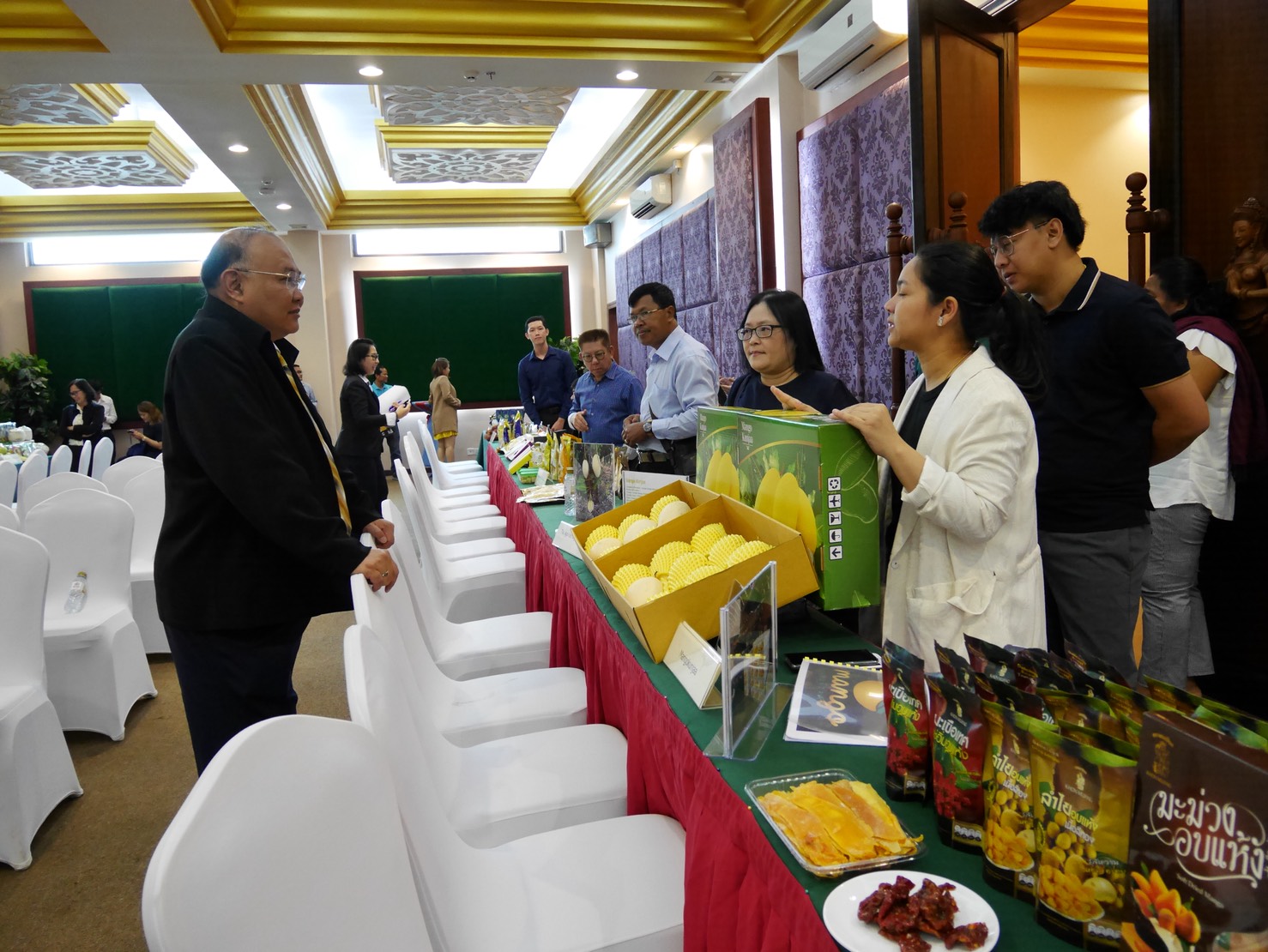 กิจกรรมจับคู่เจรจาธุรกิจ ระหว่างผู้ประกอบการนำเข้าผลไม้จากประเทศกัมพูชากับผู้ประกอบการค้าผลไม้ไทย 