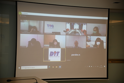 พาณิชย์หารือการกำหนดราคาจำหน่ายอาหารเเละเครื่องดื่มในสนามบิน