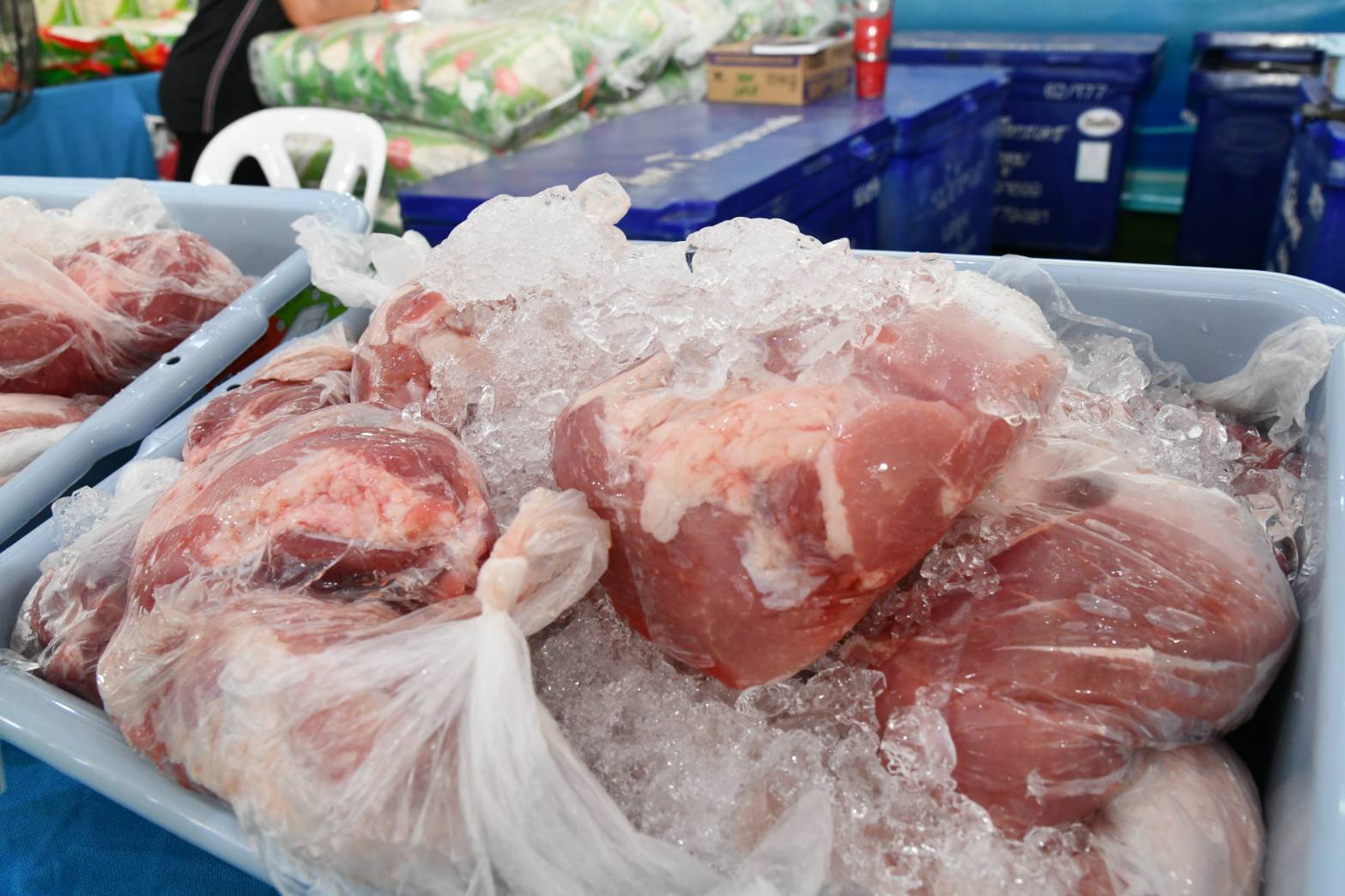 ข่าวเลขที่ 161/2569 กรมการค้าภายในยืนยันหมูไม่ขาดตลาด ผลผลิตเพียงพอรองรับความต้องการบริโภค ราคายังอยู่ในเกณฑ์ที่กำกับดูแล พร้อมติดตามใกล้ชิดดูแลสมดุลทั้งระบบ (11 มิถุนายน 2569)