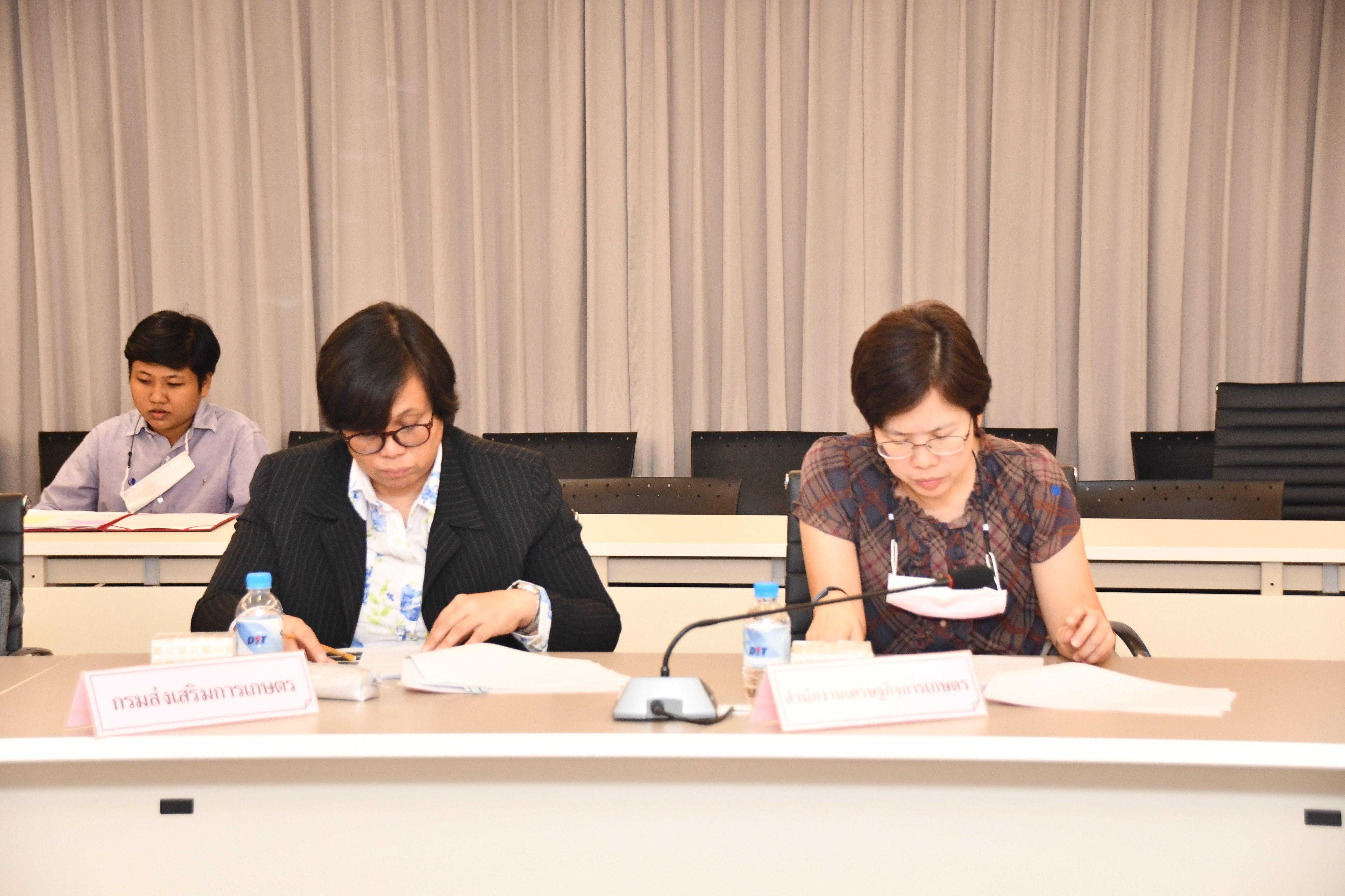 การประชุมคณะกรรมการเพื่อสนับสนุนการวางระบบมาตรฐานโรงสีกลุ่มเกษตรกร โรงสีสถาบันเกษตรกร และโรงสีวิสาหกิจชุมชน