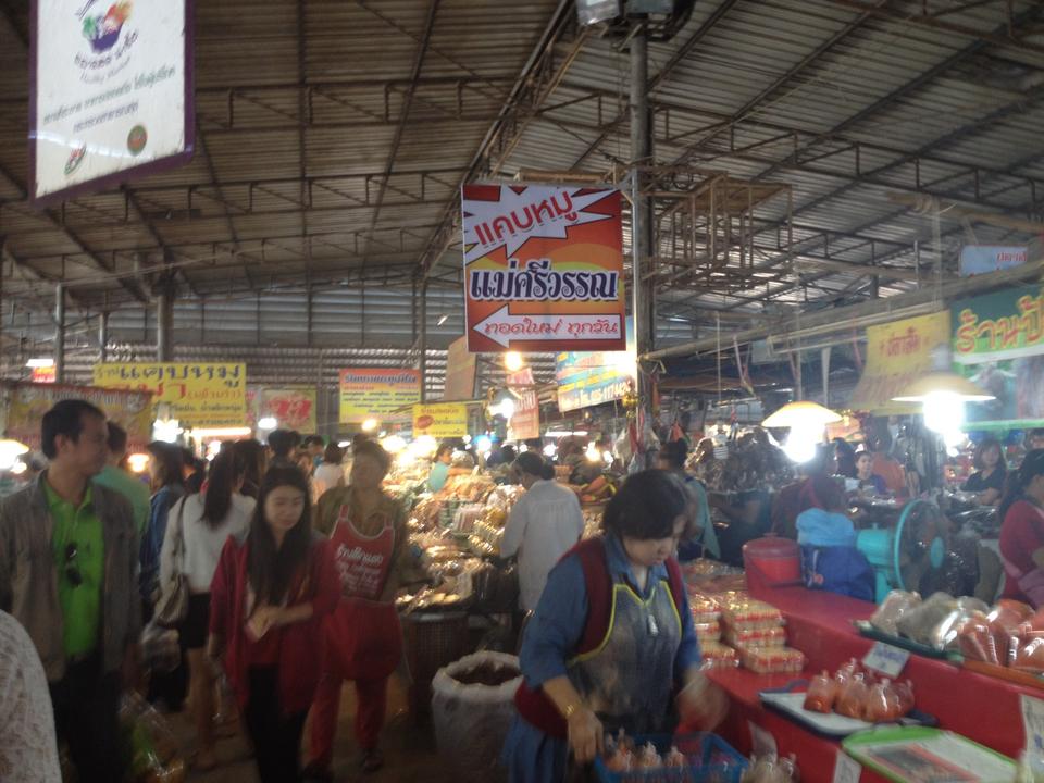 44954_ภายในตลาด 2.jpg