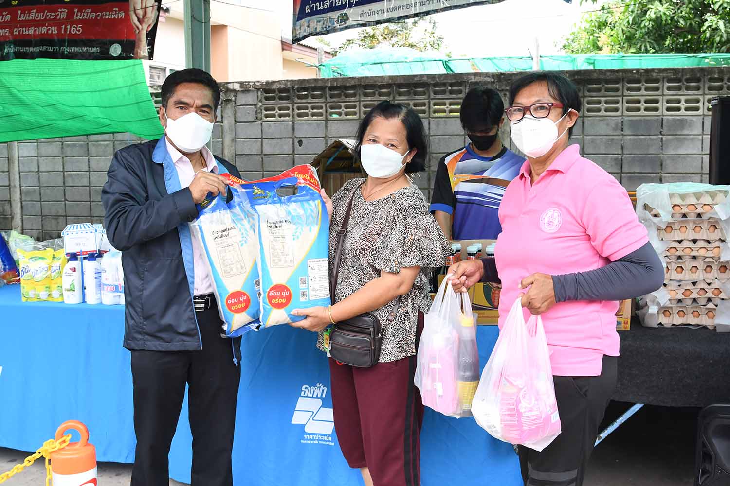 รองอธิบดีตรวจติดตามโมบายพาณิชย์