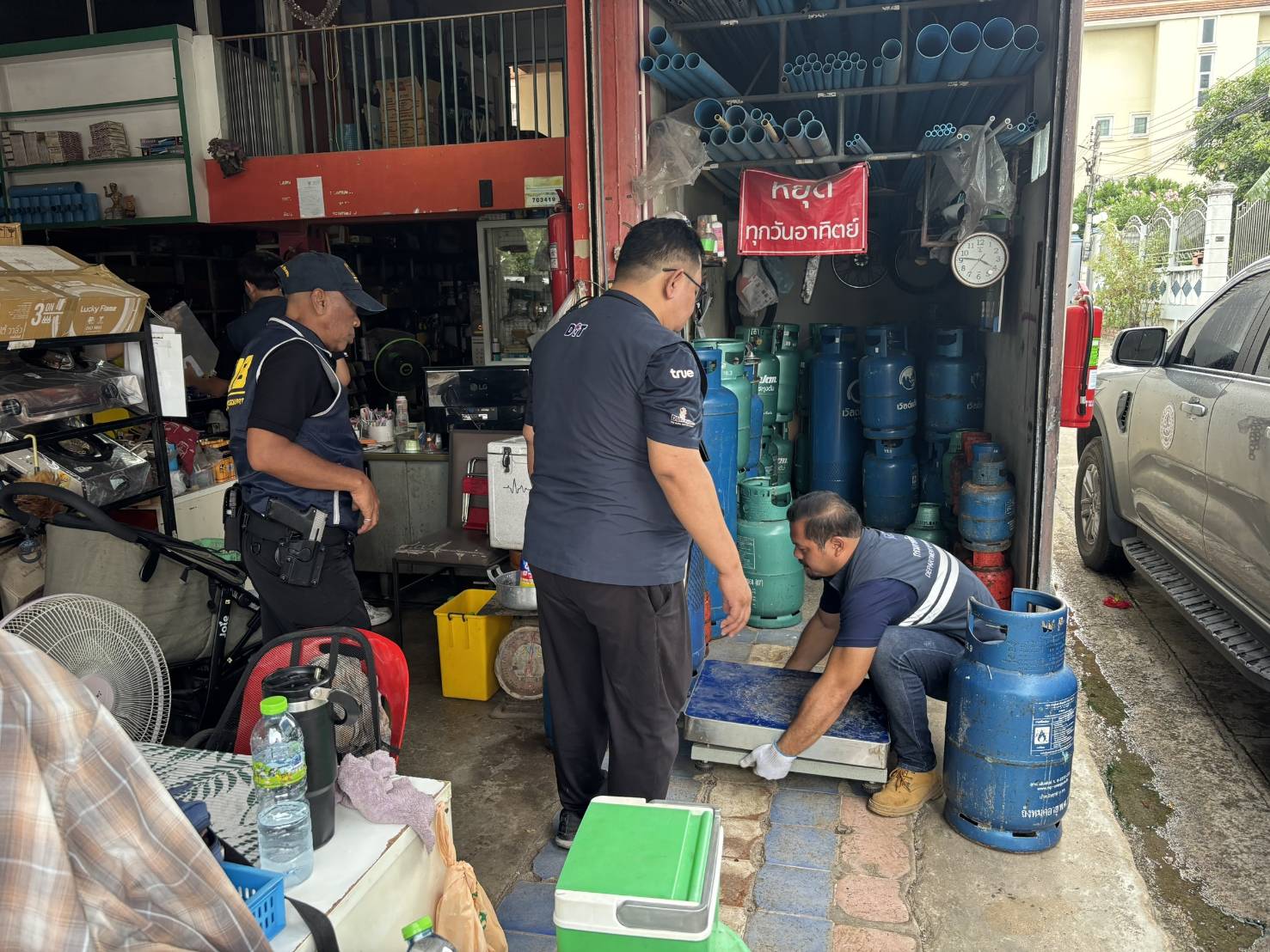 ข่าวเลขที่ 155/2569 “กรมการค้าภายใน” ลุยตรวจเข้มก๊าซหุงต้ม–สินค้าหีบห่อทั่วประเทศ สกัดเอาเปรียบผู้บริโภคช่วงต้นทุนสูง พร้อมผนึก 10 แบรนด์ เดินหน้าโครงการ “LPG เต็มถัง” (4 มิถุนายน 2569)