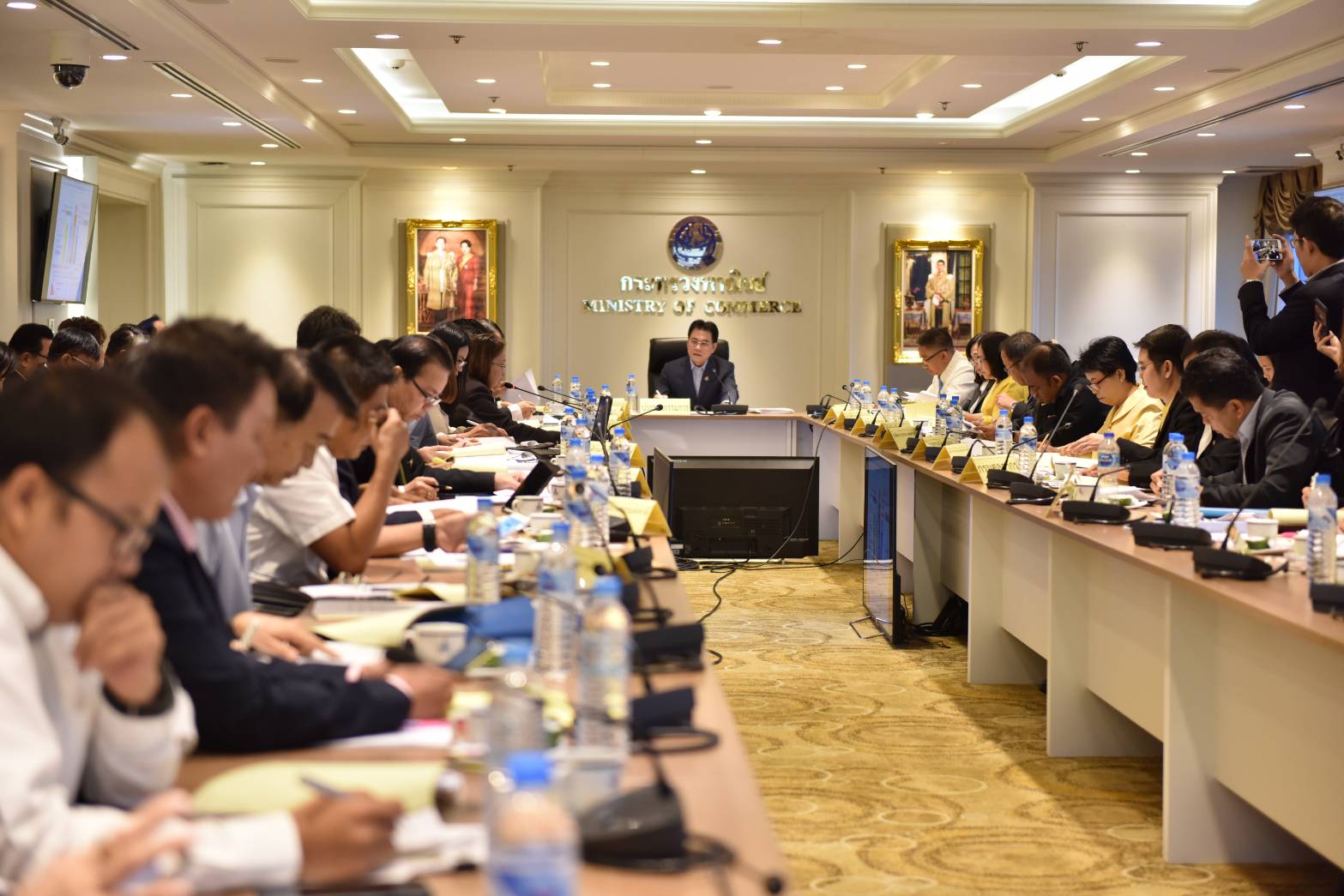 การประชุมคณะกรรมการนโยบายและบริหารจัดการข้าวโพดเลี้ยงสัตว์