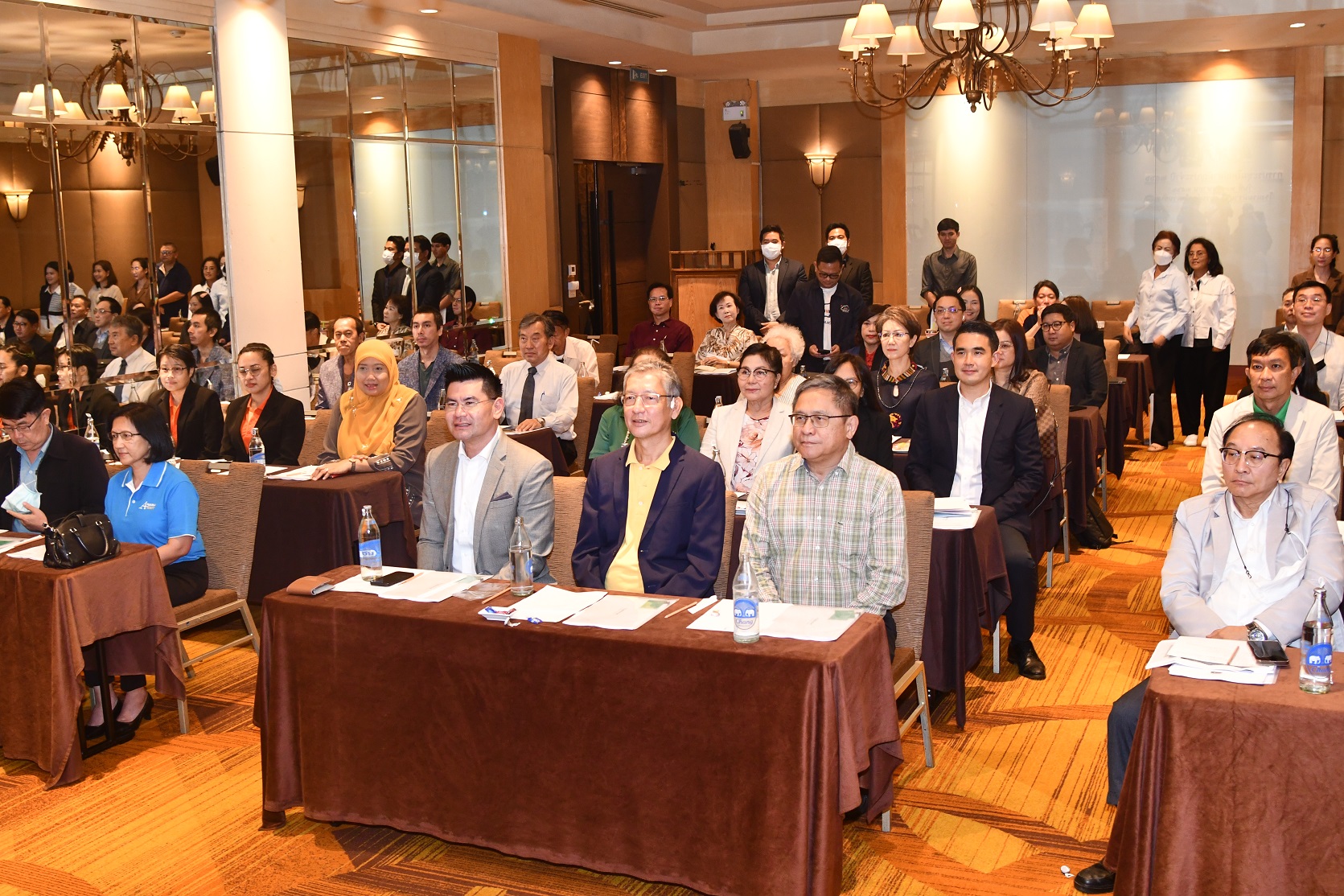 กรมการค้าภายในประชุมสมาคมตลาดสดไทย