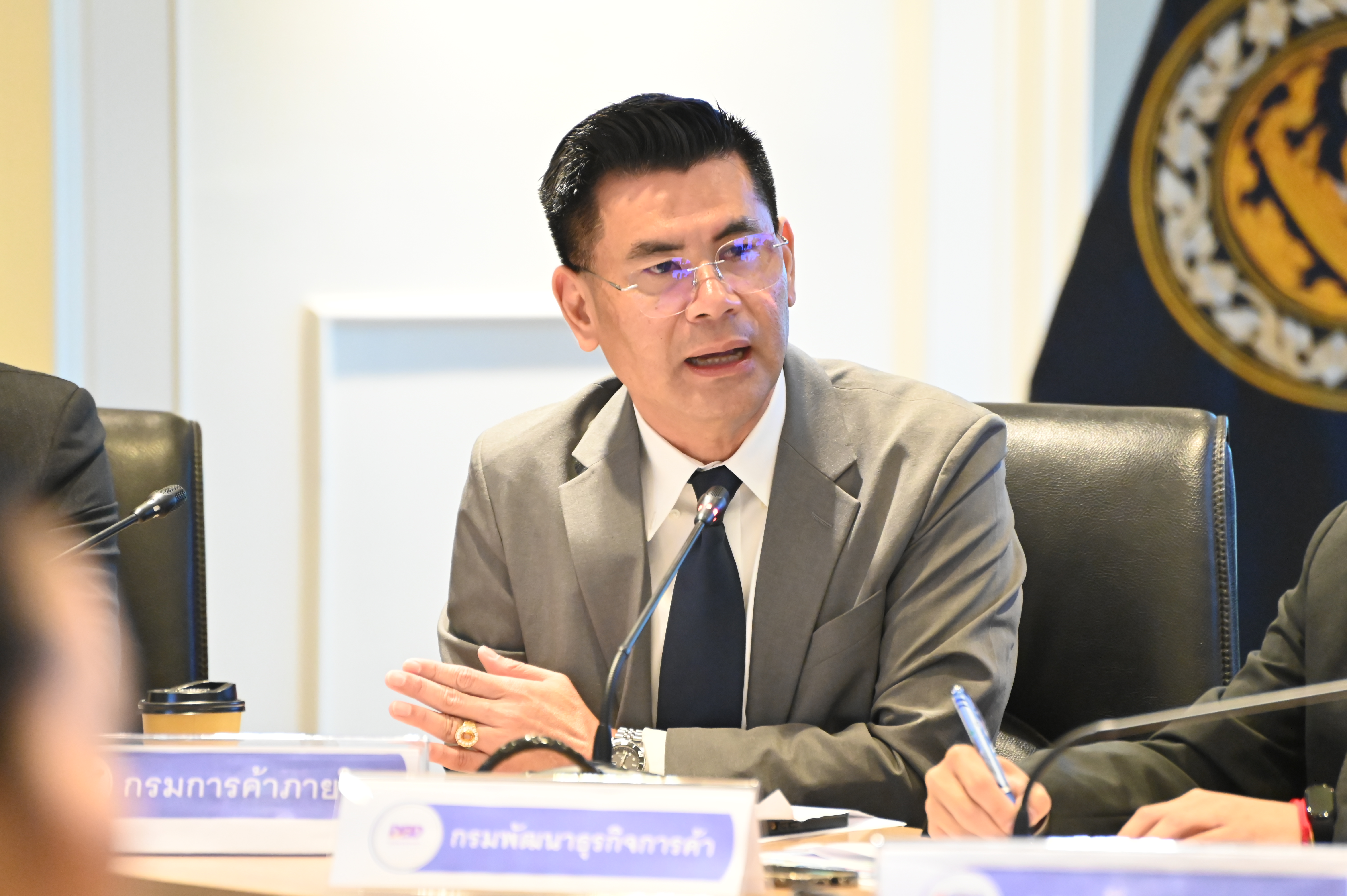 ข่าวเลขที่ 16/2570 “ศุภจี” ผนึกหน่วยงานรัฐ–แพลตฟอร์ม ลดค่าธรรมเนียม GP สำเร็จ! ช่วย SMEs สร้างกติกาการค้าโปร่งใส เป็นธรรมพร้อมเร่งยกร่าง พ.ร.บ.เศรษฐกิจแพลตฟอร์มดิจิทัล ดูแลทุกภาคส่วนในระยะยาว (28 ตุลาคม 2569)