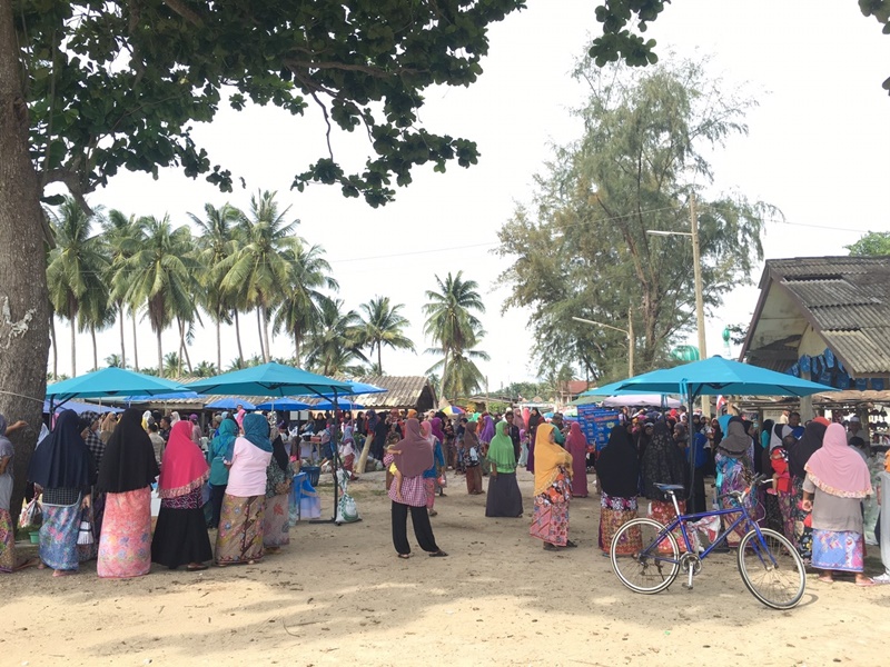 22423_บรรยากาศตลาด.jpg