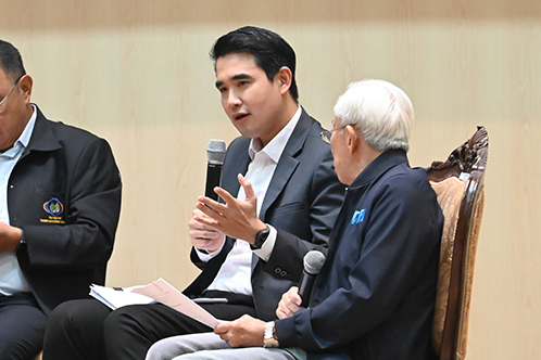 กรมการค้าภายใน ร่วมเสวนาในงาน “ติดปีกล้งผลไม้ เสริมแกร่งไทยสู่เวทีโลก”