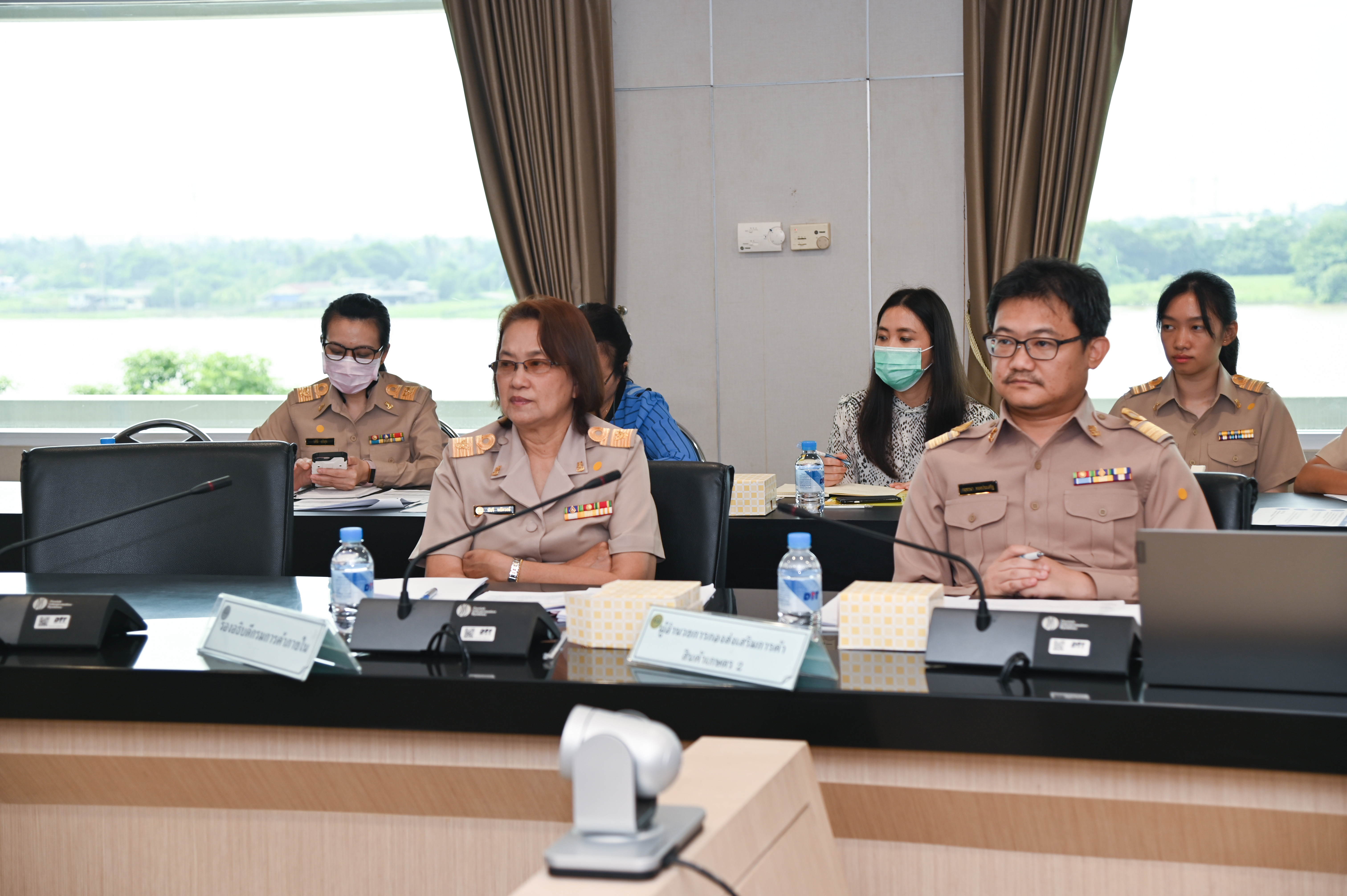 อธิบดีกรมการค้าภายในประชุมหารือแก้ไขปัญหาราคาข้าวเหนียวตกต่ำ