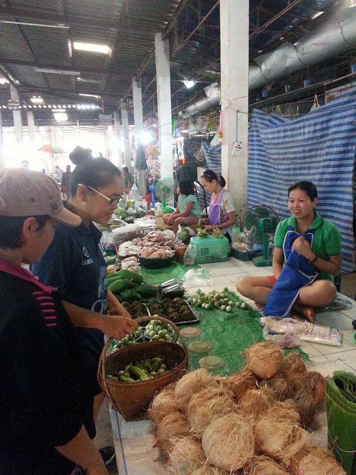 44113_แผงค้า ผลไม้.jpg