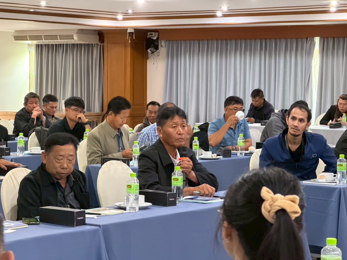 ข่าวเลขที่ 69/2569 พาณิชย์พาเอกชนรับซื้อตรงจากสวน “หอม–กระเทียม–หอมหัวใหญ่” ล็อตแรกกว่า 7,000 ตัน ผ่านตลาดข้อตกลง (5 กุมภาพันธ์ 2569)