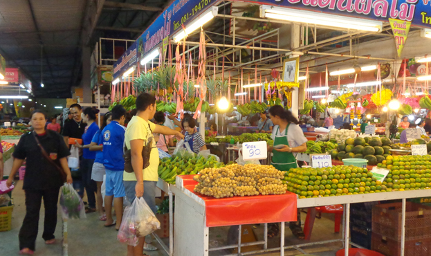 10802_ภายในตลาด 2.jpg