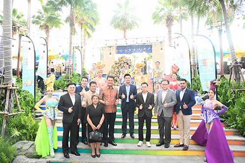 พาณิชย์ Fruit Festival 2023