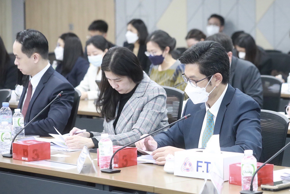 พาณิชย์ประชุมหารือ กับผู้บริหารระดับสูงของสภาอุตสาหกรรมแห่งประเทศไทย