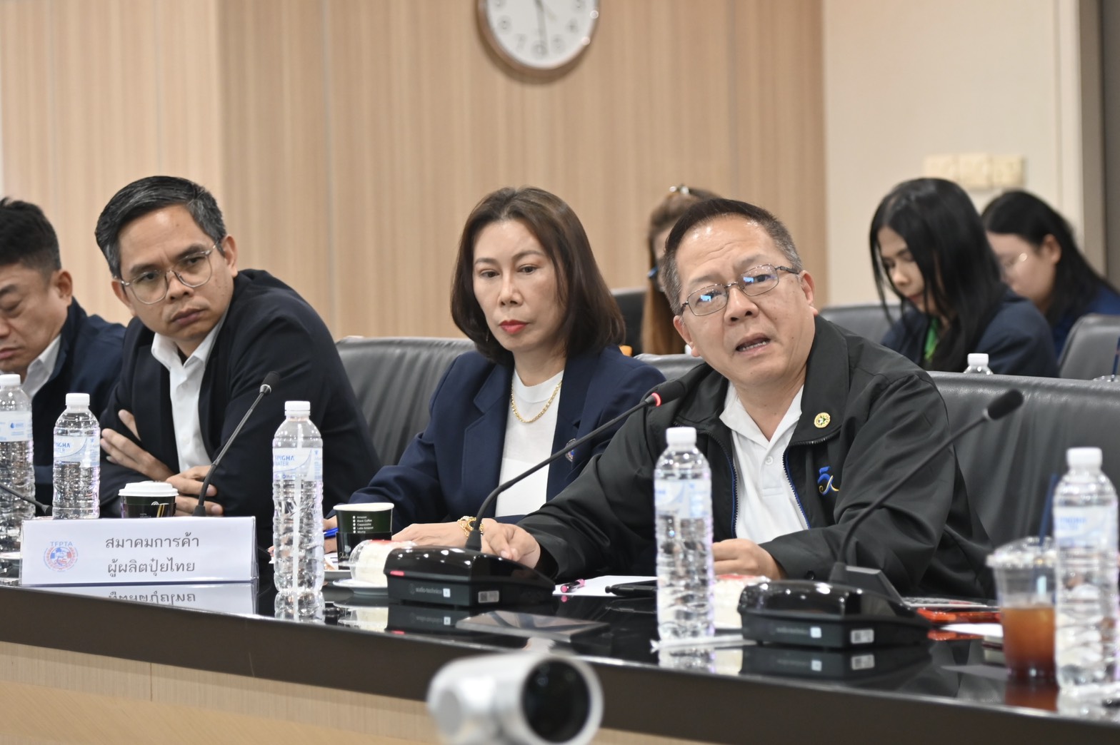 ข่าวเลขที่ 120/2569 ค้าภายในผนึก 4 สมาคมปุ๋ย เคาะ “ราคาแนะนำรายจังหวัด” อิงต้นทุนจริงถึงอำเภอเมือง สกัดโก่งราคา – เตรียม ไทยช่วยไทยลดปัจจัยเกษตร ขายปุ๋ยถูกตั้งแต่ พ.ค.เป็นต้นไป (23 เมษายน 2569)