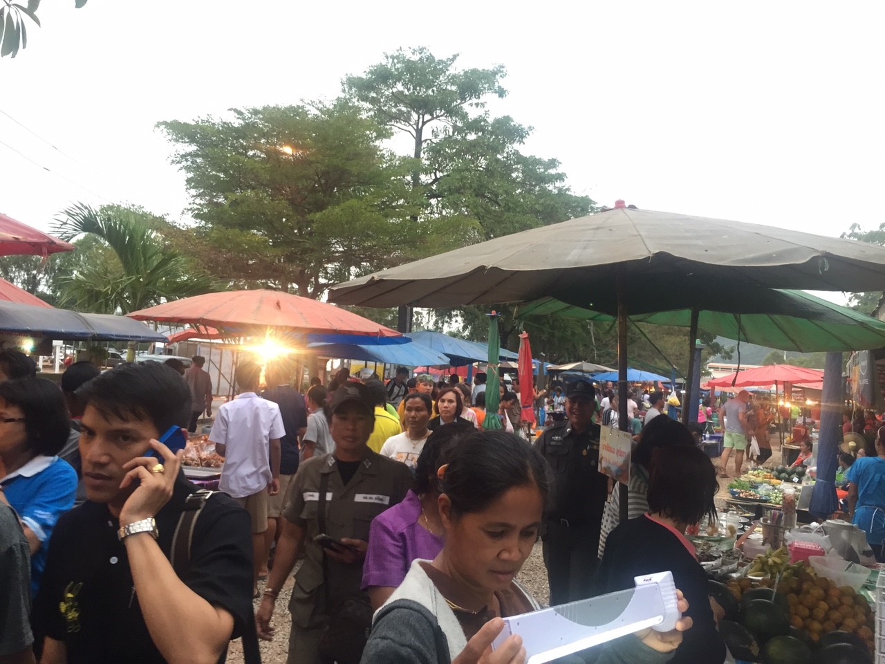 576_บริเวณโดยรอบตลาด.jpg