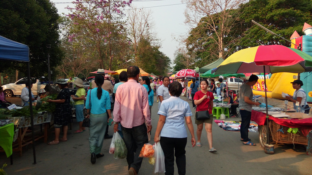 57376_บริเวณตลาด.jpg