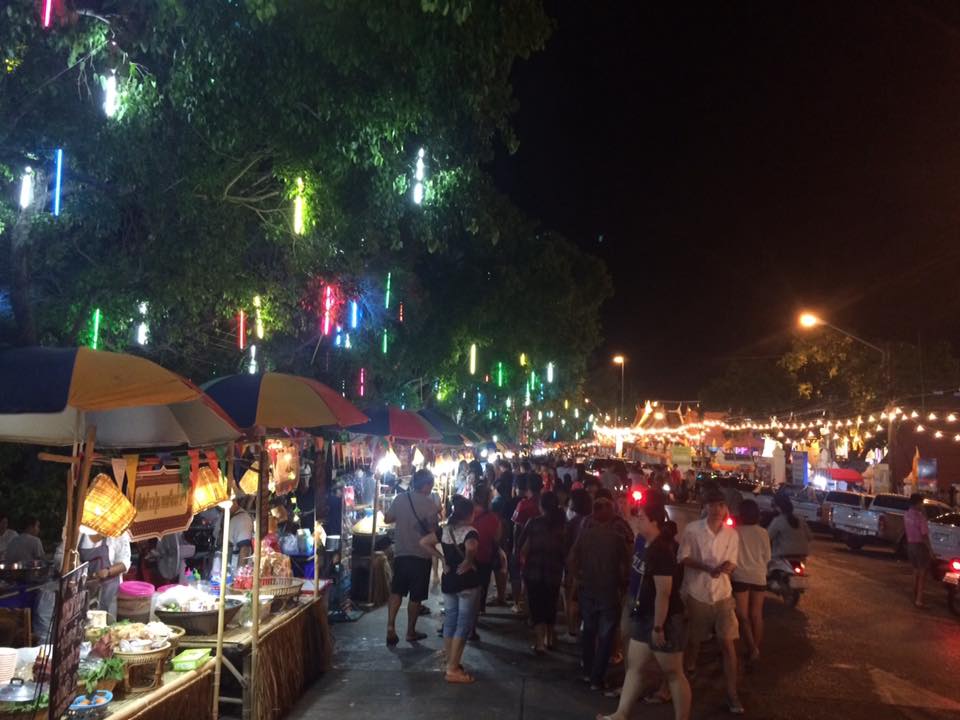 45880_บรรยากาศยามค่ำคืน.jpg
