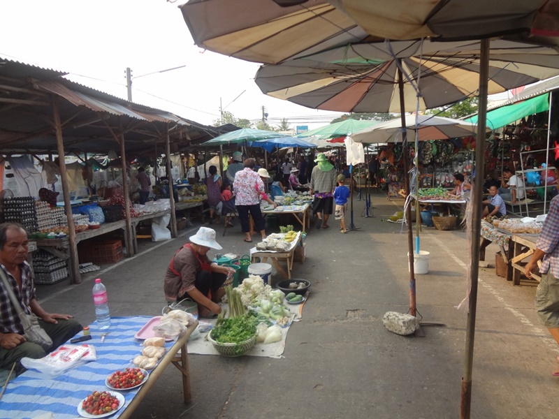 11374_บริเวณภายในตลาด.jpg