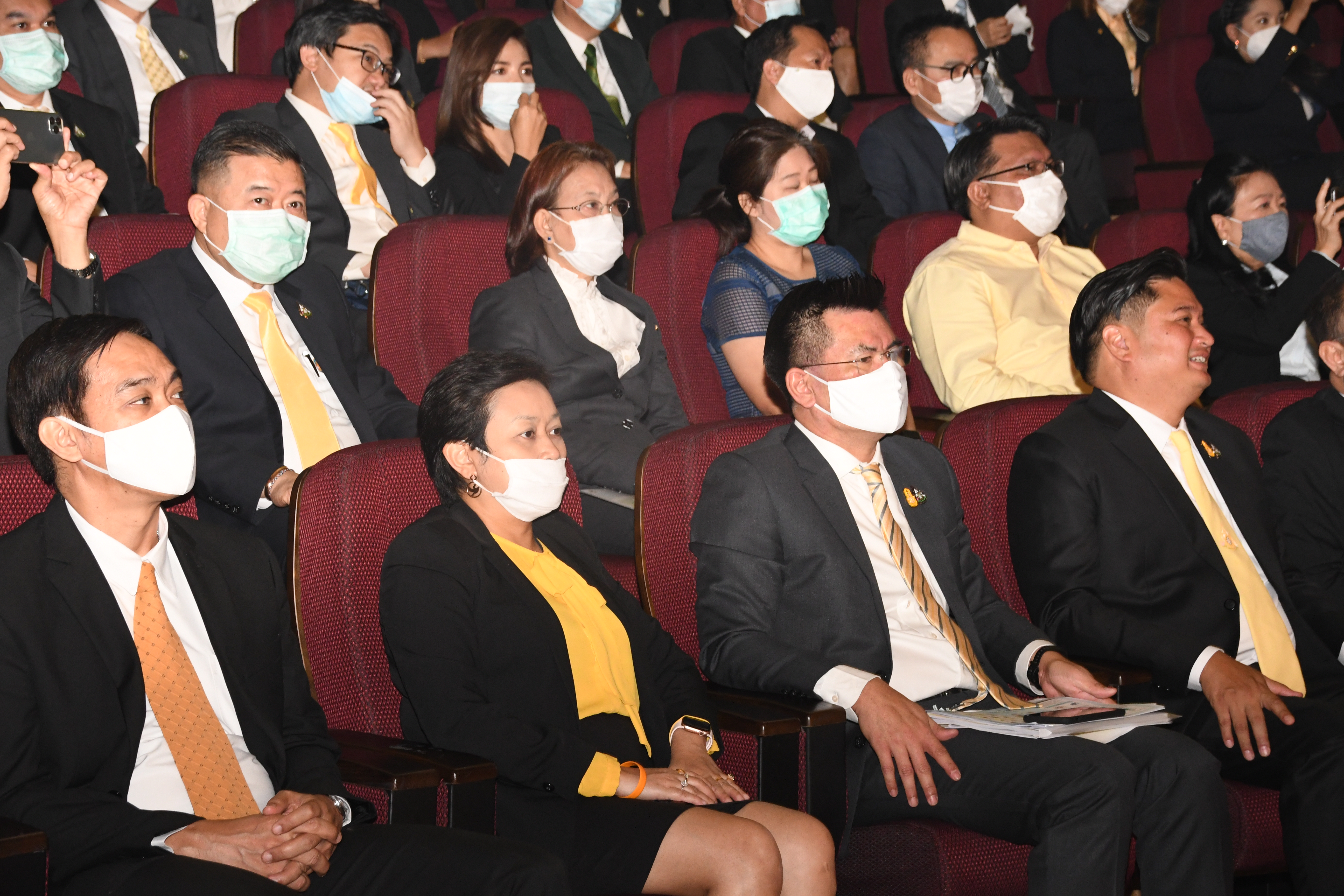 พิธีลงนามบันทึกความร่วมมือการดำเนินนโยบาย “เกษตรผลิต พาณิชย์ตลาด”