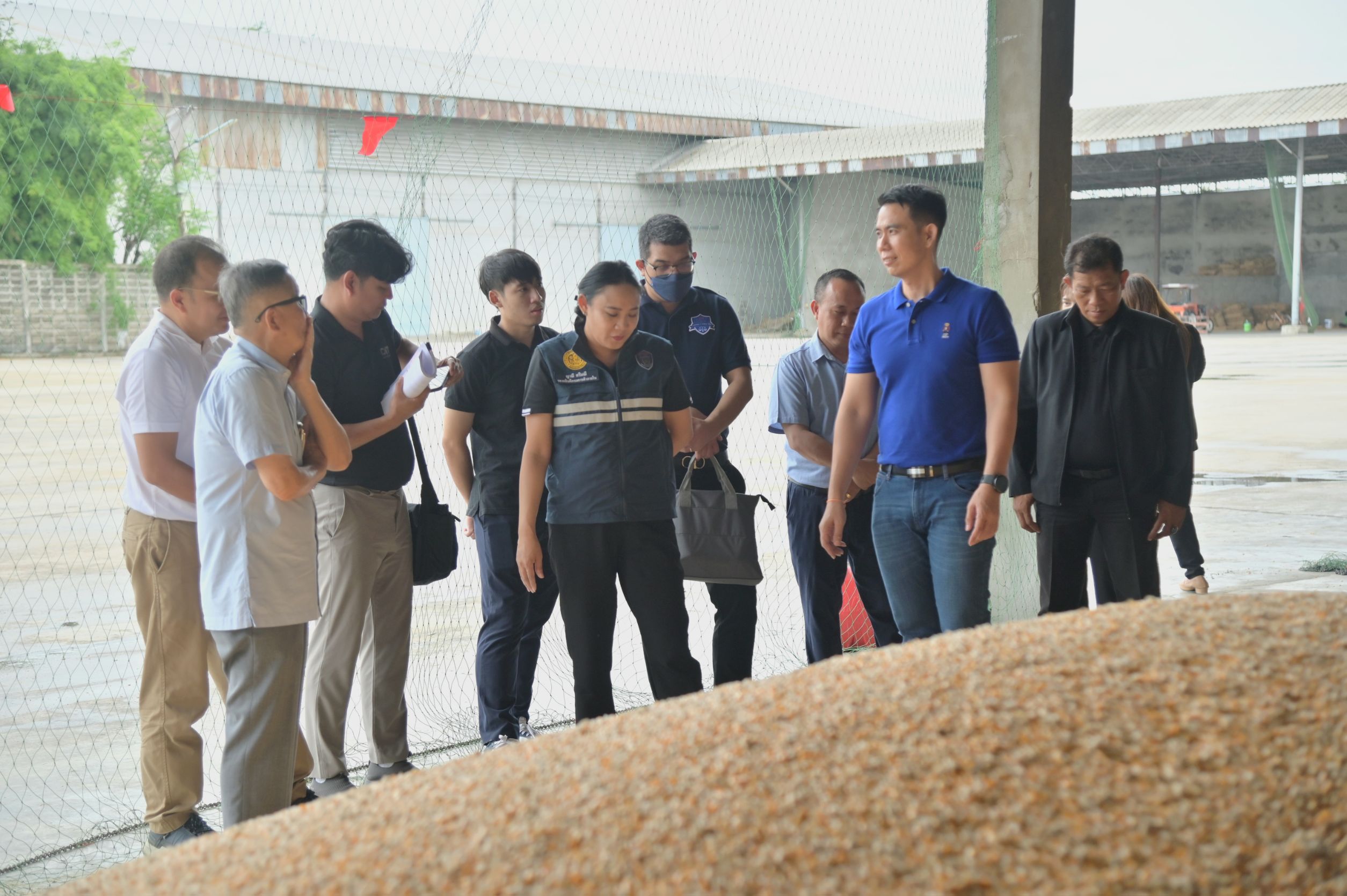ข่าวเลขที่ 208/2569 “กรมการค้าภายใน” ปูพรม 22 จังหวัด ตรวจเข้มรับซื้อข้าวโพดเลี้ยงสัตว์ ย้ำ “ชื้นต้องชัวร์ น้ำหนักต้องตรง” ดูแลเกษตรกรเป็นธรรม (24 สิงหาคม 2569)