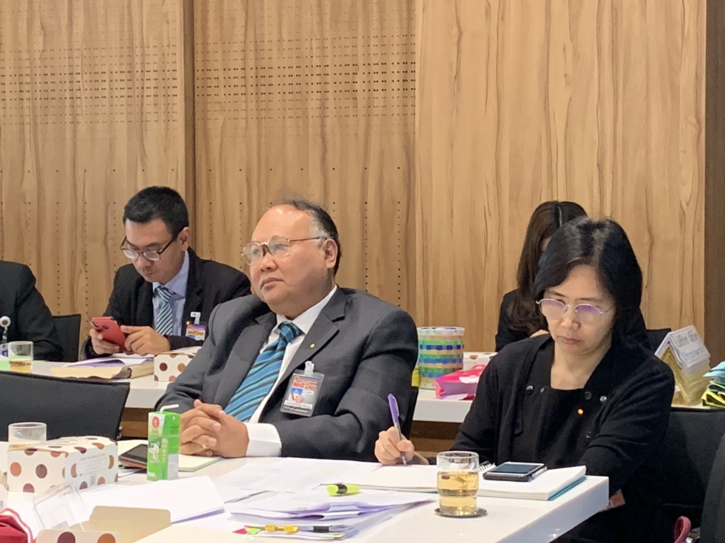 รองอธิบดีกรมการค้าภายใน  ร่วมประชุมกับคณะกรรมาธิการการสาธารณสุข เรื่อง มาตรการและแนวทางการป้องกันการระบาดเชื้อไวรัสโคโรนา