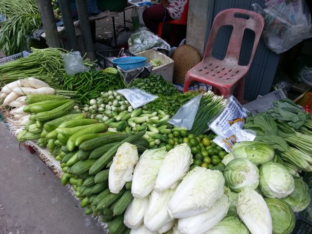 22860_แผงค้า ผัก.jpg