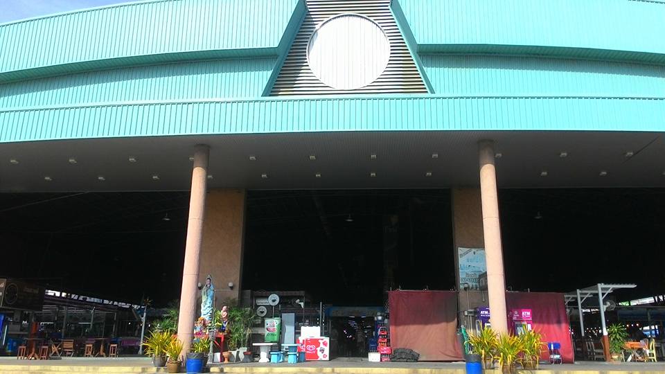 22899_ด้านหน้าตลาด.jpg