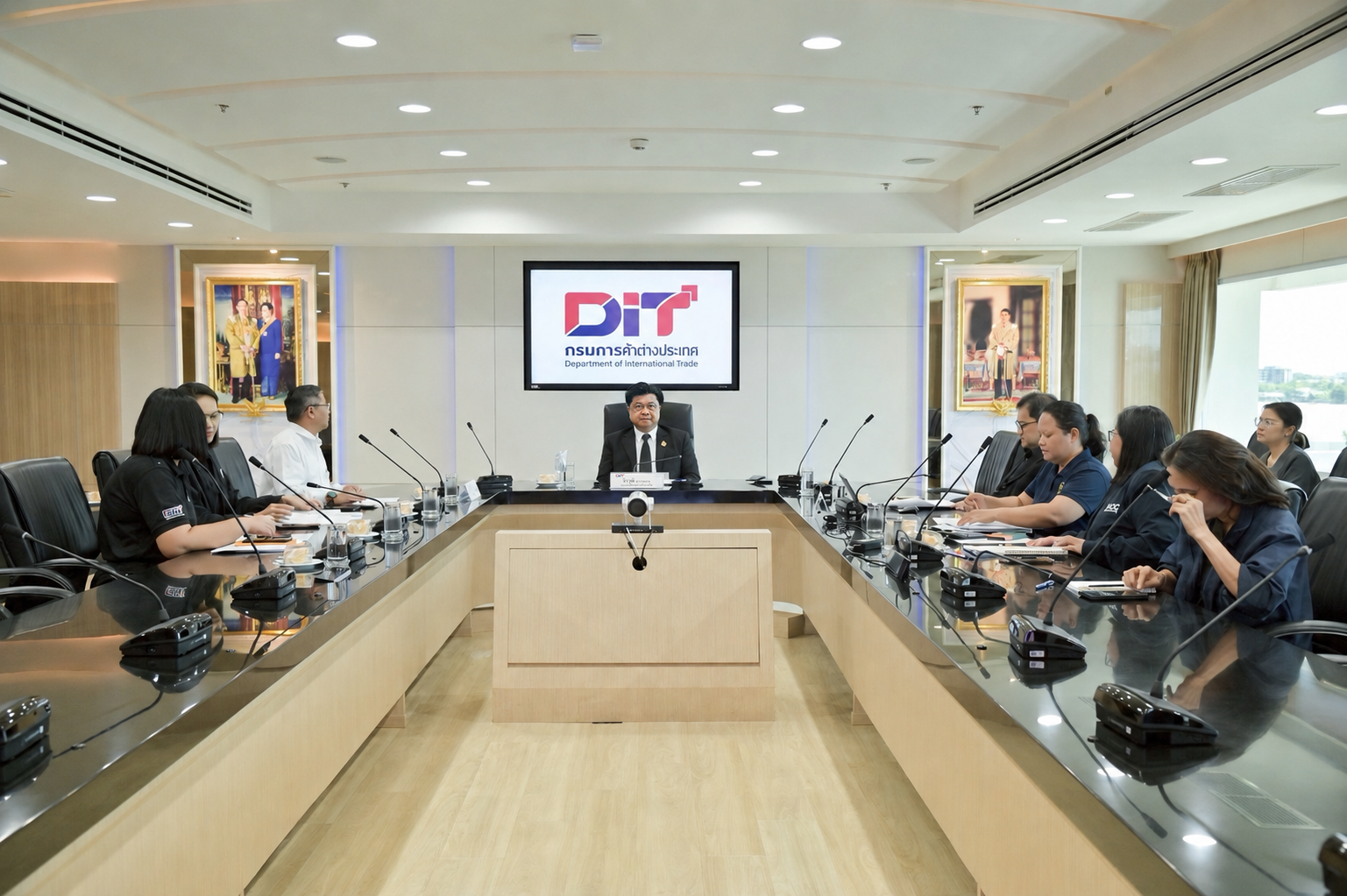ข่าวเลขที่ 167/2569 กรมการค้าภายในจับมือโรงงานกะทิเร่งดูดซับผลผลิตมะพร้าวล้นตลาด เพิ่มรับซื้อ 2.5 ล้านลูกภายใน 2 สัปดาห์ ช่วยบรรเทาปัญหาราคาตกต่ำ (16 มิถุนายน 2569)