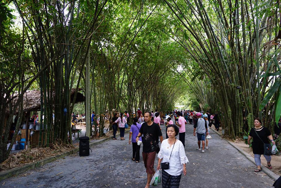 46032_บริเวณภาพรวม ทางเข้าตลาด.jpg