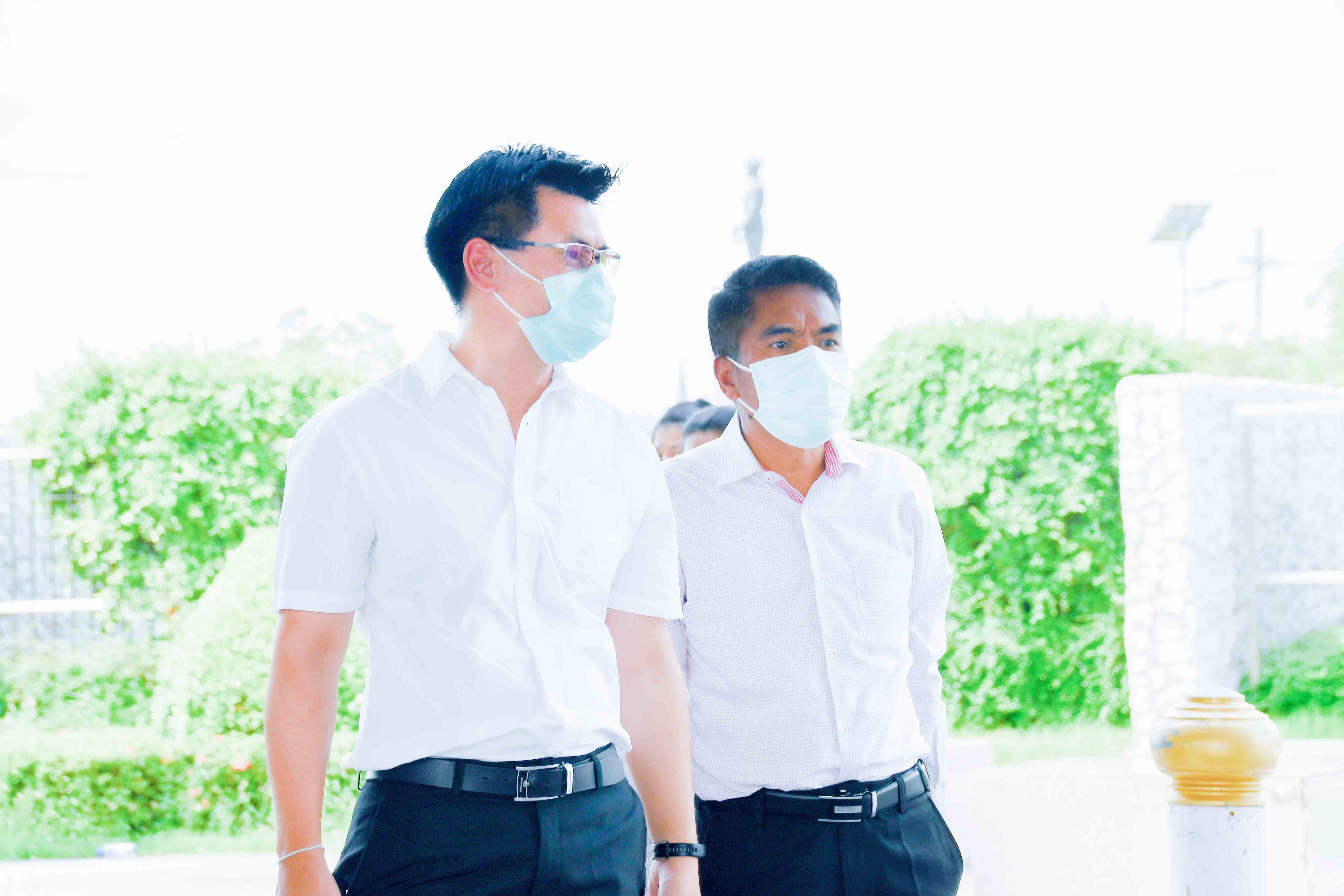 อธิบดีกรมการค้าภายใน ตรวจเยี่ยมชมโครงการ "Mobile พาณิชย์ลดราคา! ช่วยประชาชน”