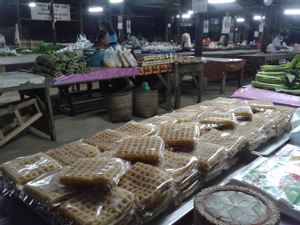 44761_แผงค้า ขนมหวาน.jpg
