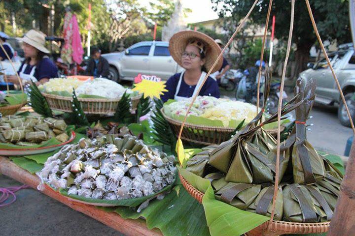 45875_ร้านขายขนมไทย.jpg