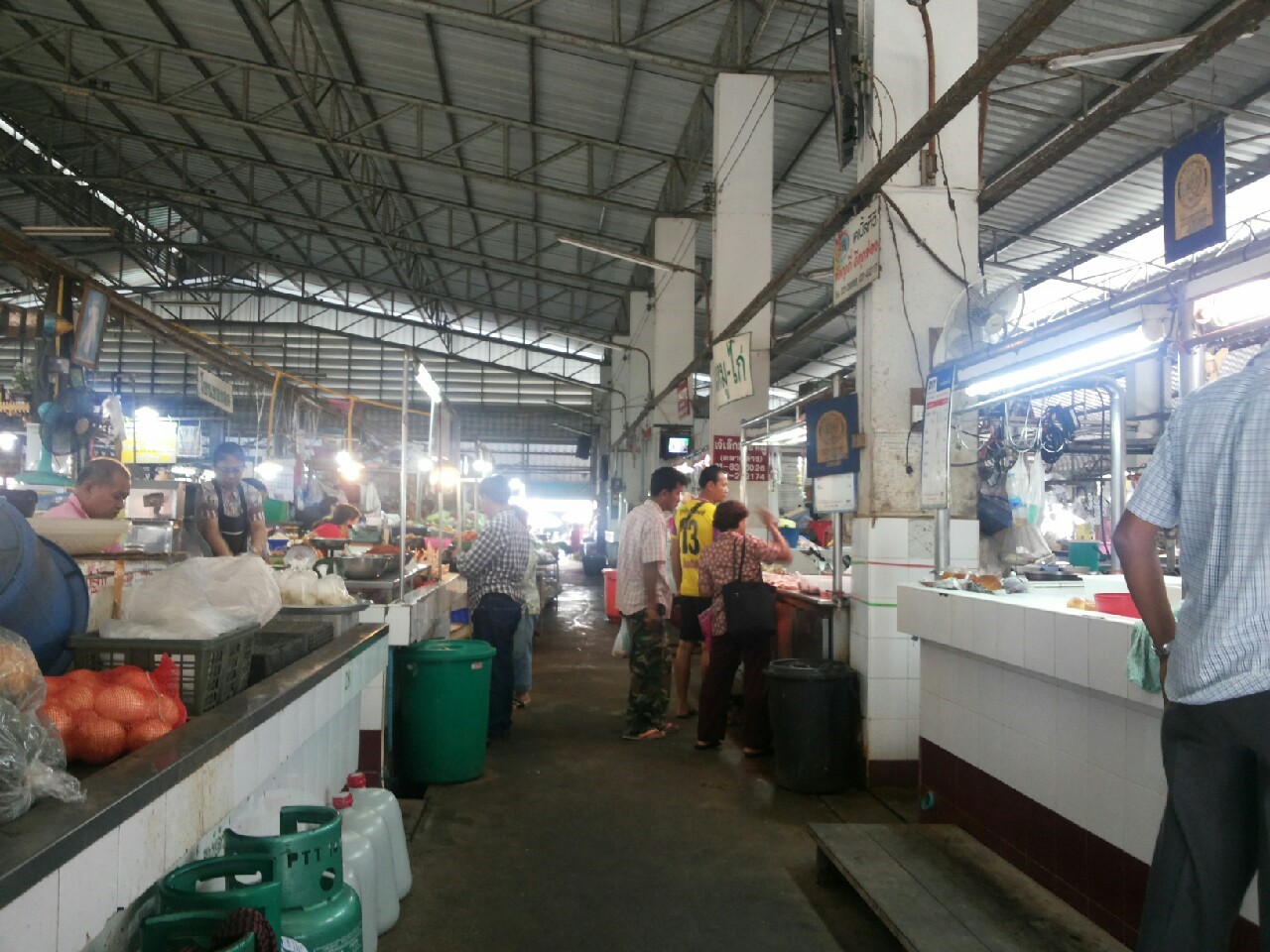11444_ภายในตลาด.jpg