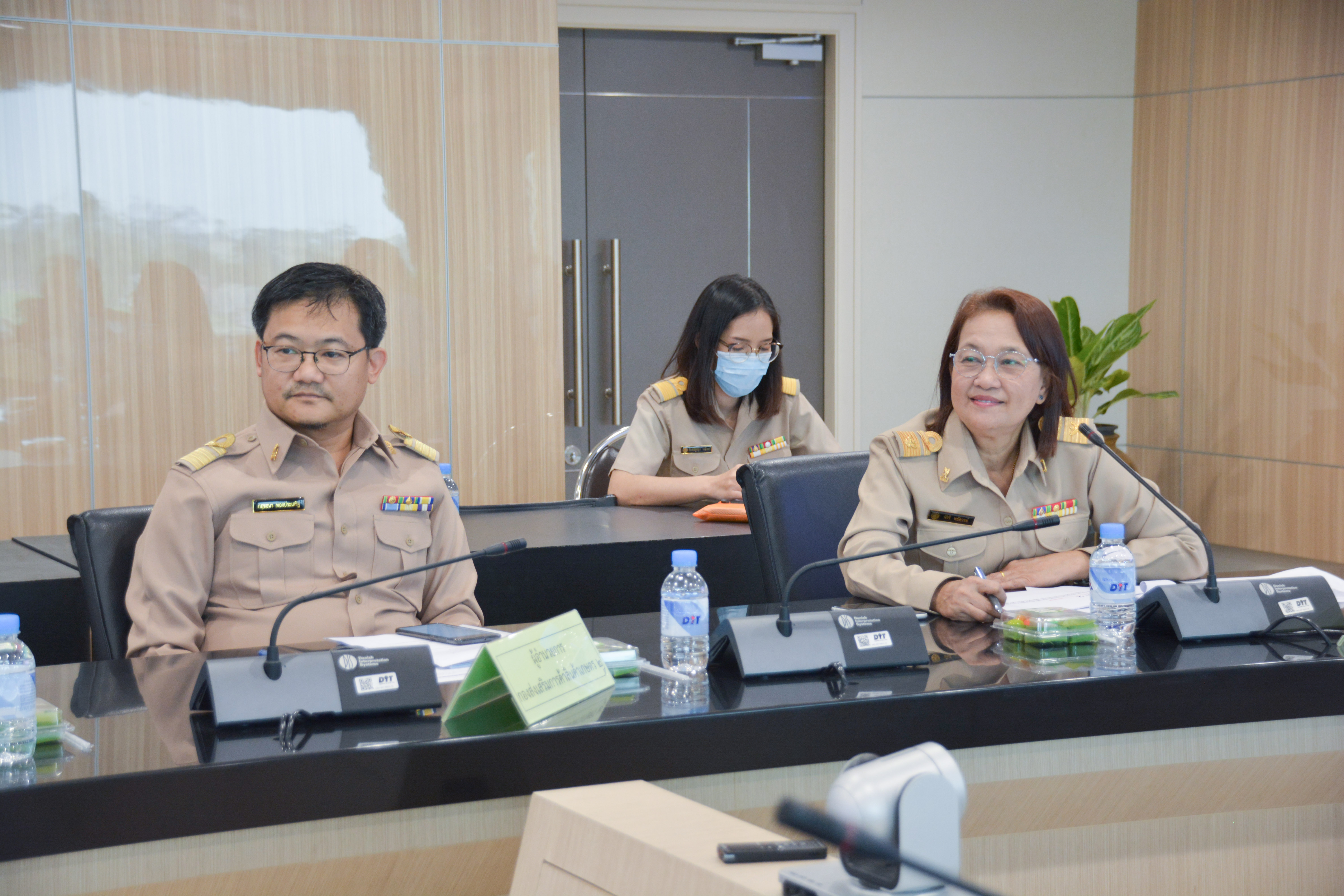 อธิบดีประชุมคณะอนุกรรมการกำกับดูแลและกำหนดเกณฑ์กลางอ้างอิงโครงการประกันรายได้เกษตรกรผู้ปลูกมันสำปะหลัง ครั้งที่ 9/2563