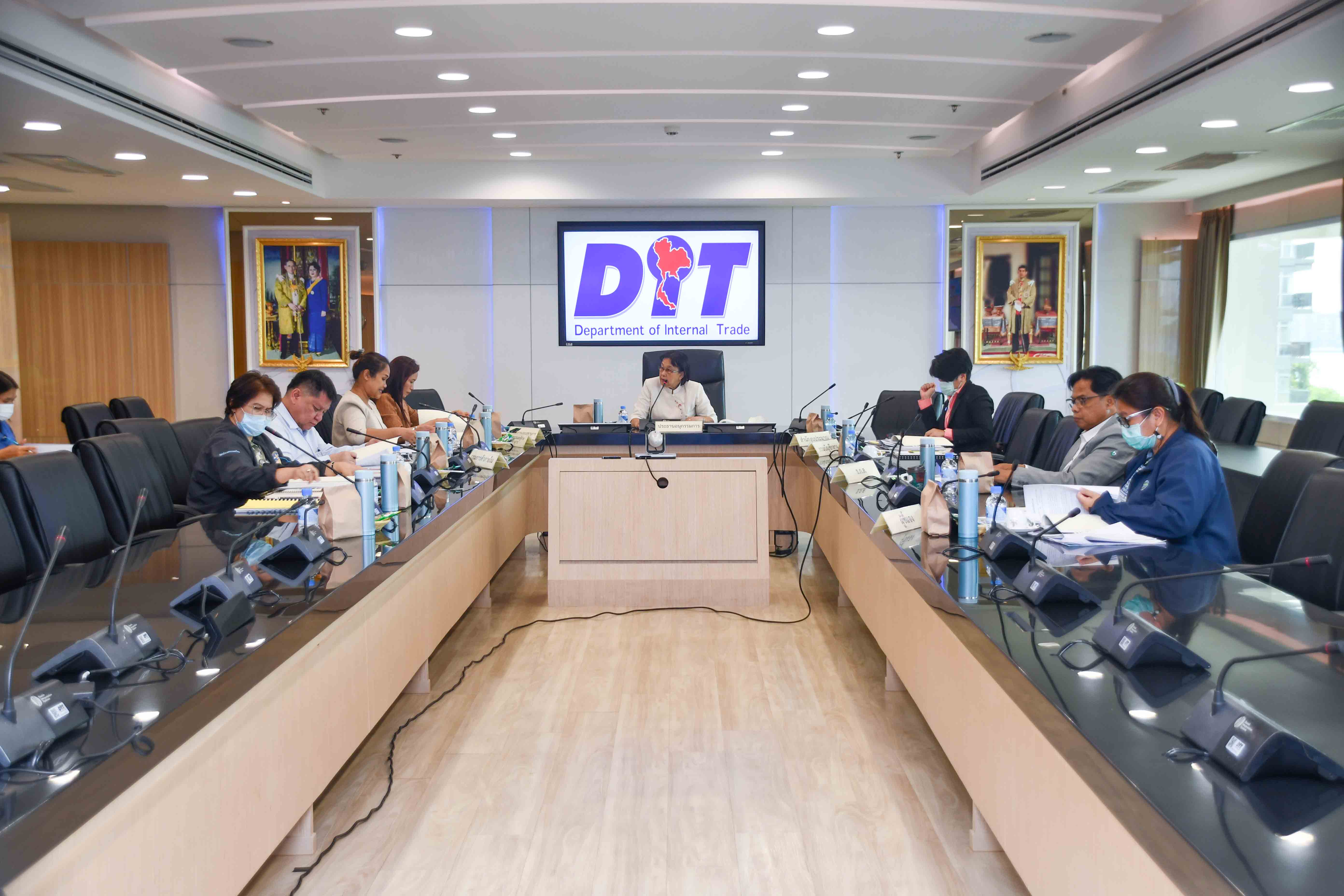 การประชุมคณะอนุกรรมการเร่งรัดติดตามการส่งคืนเงินเหลือจ่าย และปิดบัญชีโครงการเงินจ่ายขาดกองทุนรวมเพื่อช่วยเหลือเกษตรกร ครั้งที่ 3/2564