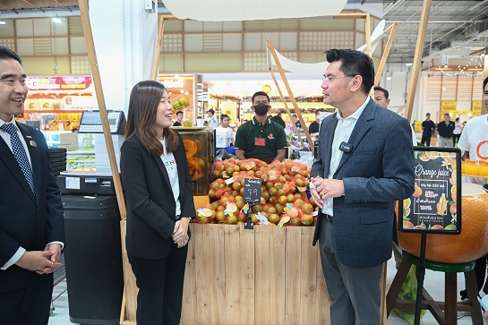 พาณิชย์ ร่วมส่งเสริมกิจกรรม ตามมาตรการบริหารจัดการผลไม้ปี 2567