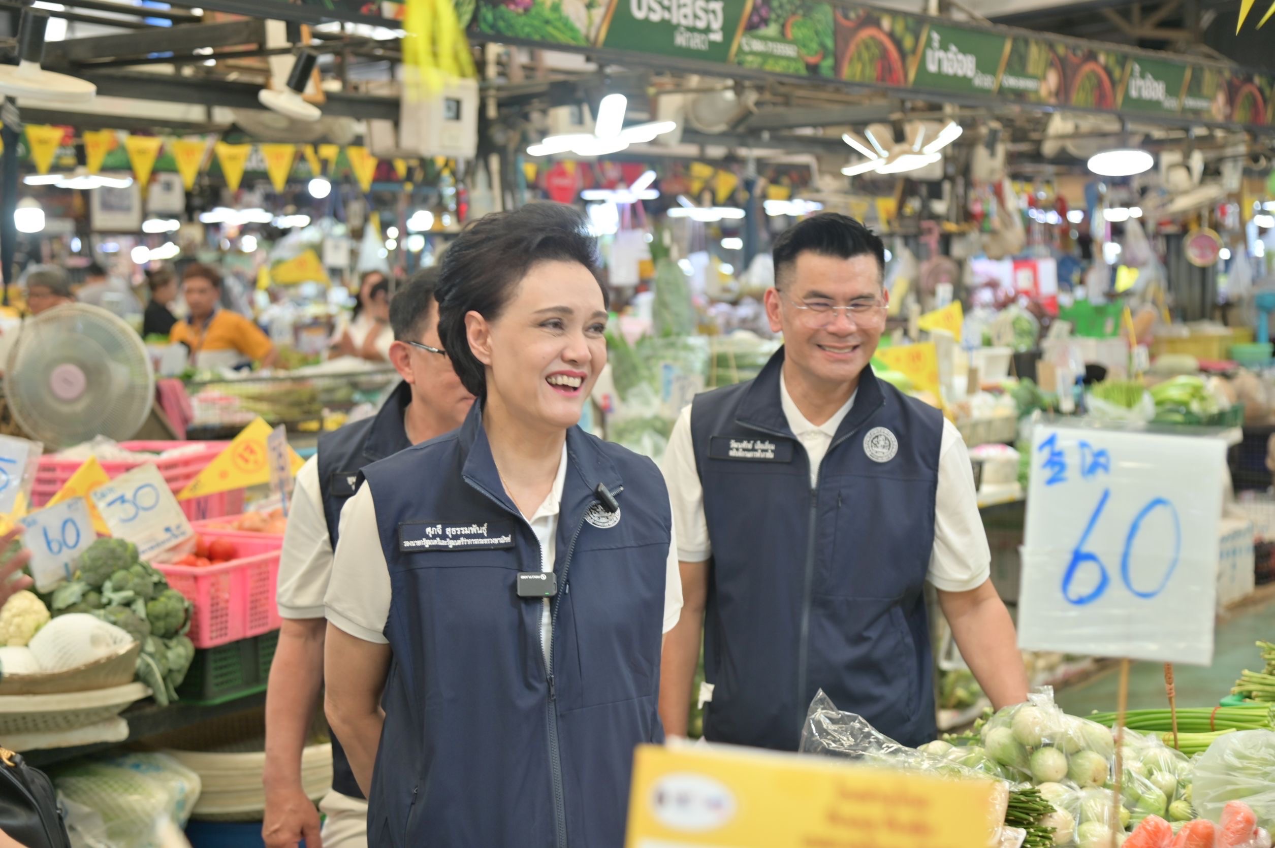 ข่าวเลขที่ 8/2570 “พาณิชย์” ผนึก 45 พันธมิตร จัด “ไทยช่วยไทย อิ่มบุญ อิ่มคุ้ม เทศกาลกินเจ 2569” ลดราคาสูงสุด 50% เร่งกระจายสินค้า ดูแลค่าครองชีพประชาชน (9 ตุลาคม 2569)