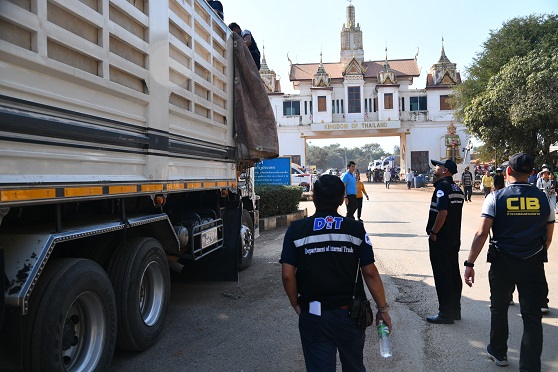 คุมเข้ม..พื้นที่ชายแดน  ตรวจสอบการขนย้ายและมาตรฐานสินค้าเกษตร