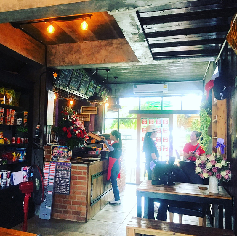46402_บรรยากาศภายในร้านค้า.jpg