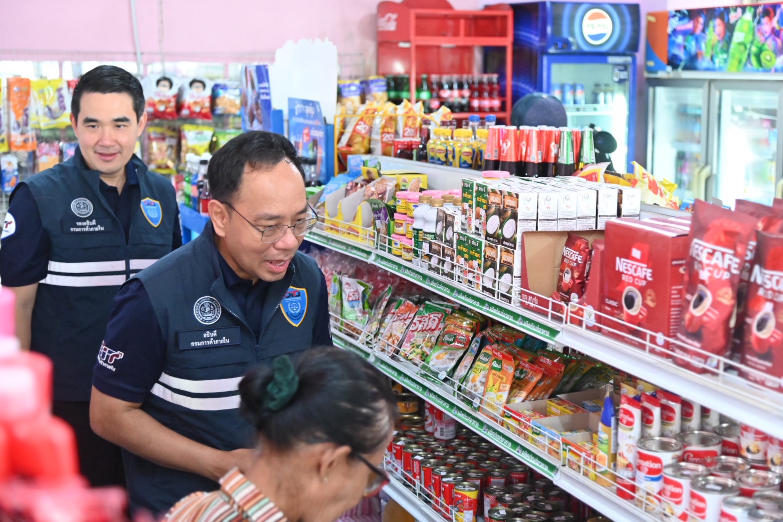DIT ลงพื้นที่ติดตามการจับจ่าย “คนละครึ่งพลัส”–ร้านค้าธงฟ้าพร้อมรับบัตรสวัสดิการแห่งรัฐวันแรก