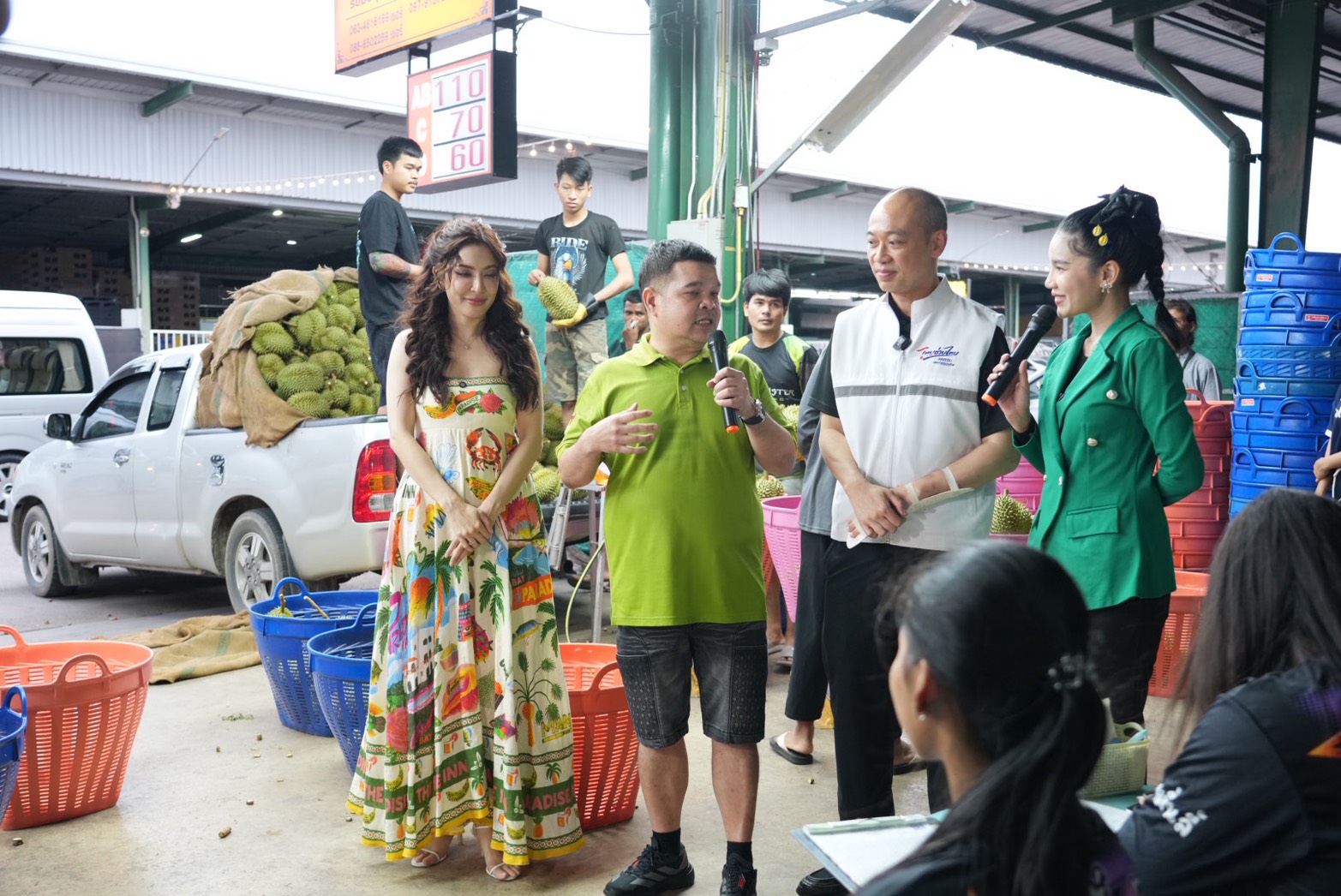 ข่าวเลขที่ 214/2569 กรมการค้าภายในเชื่อม “ตลาดมรกต–ตลาดสี่มุมเมือง” ขยายช่องทางผลไม้ใต้ ดึงตลาดต้นทาง–ปลายทางสร้างดีมานด์ รองรับผลผลิตสู่ผู้บริโภค (29 สิงหาคม 2569)