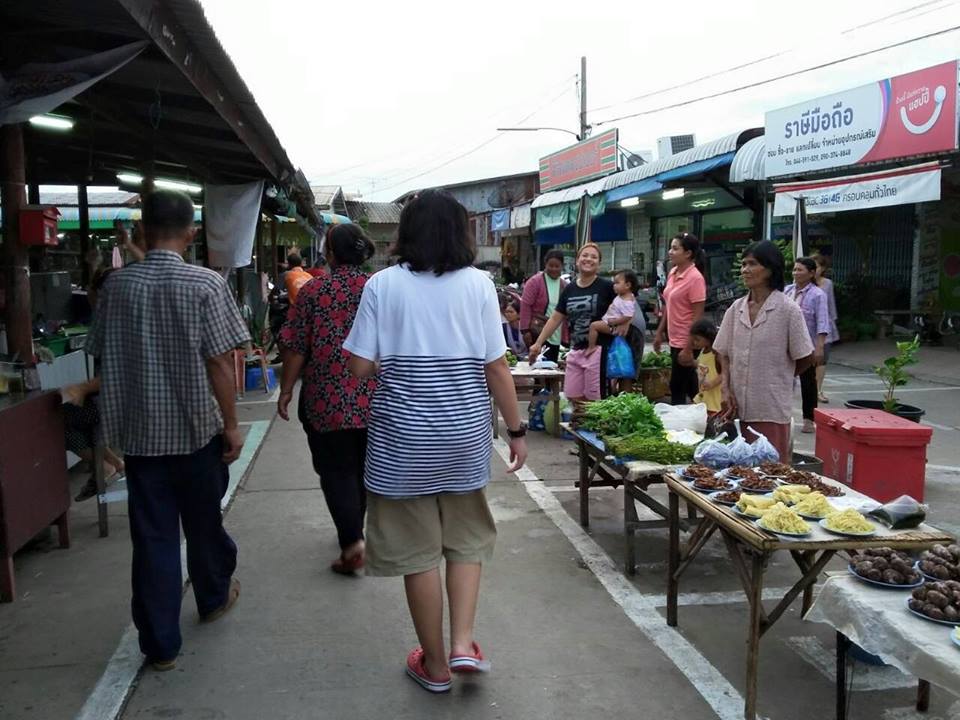 43990_ด้านข้างตลาด.jpg
