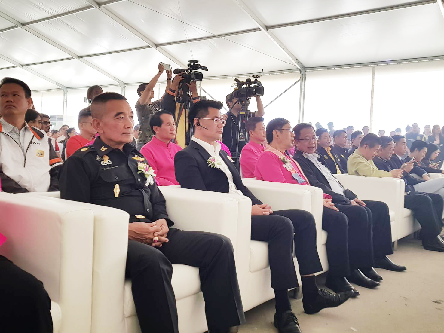 รองอธิบดีร่วมงาน“วันเก็บเกี่ยวข้าวหอมมะลิโลก ครั้งที่ 3”
