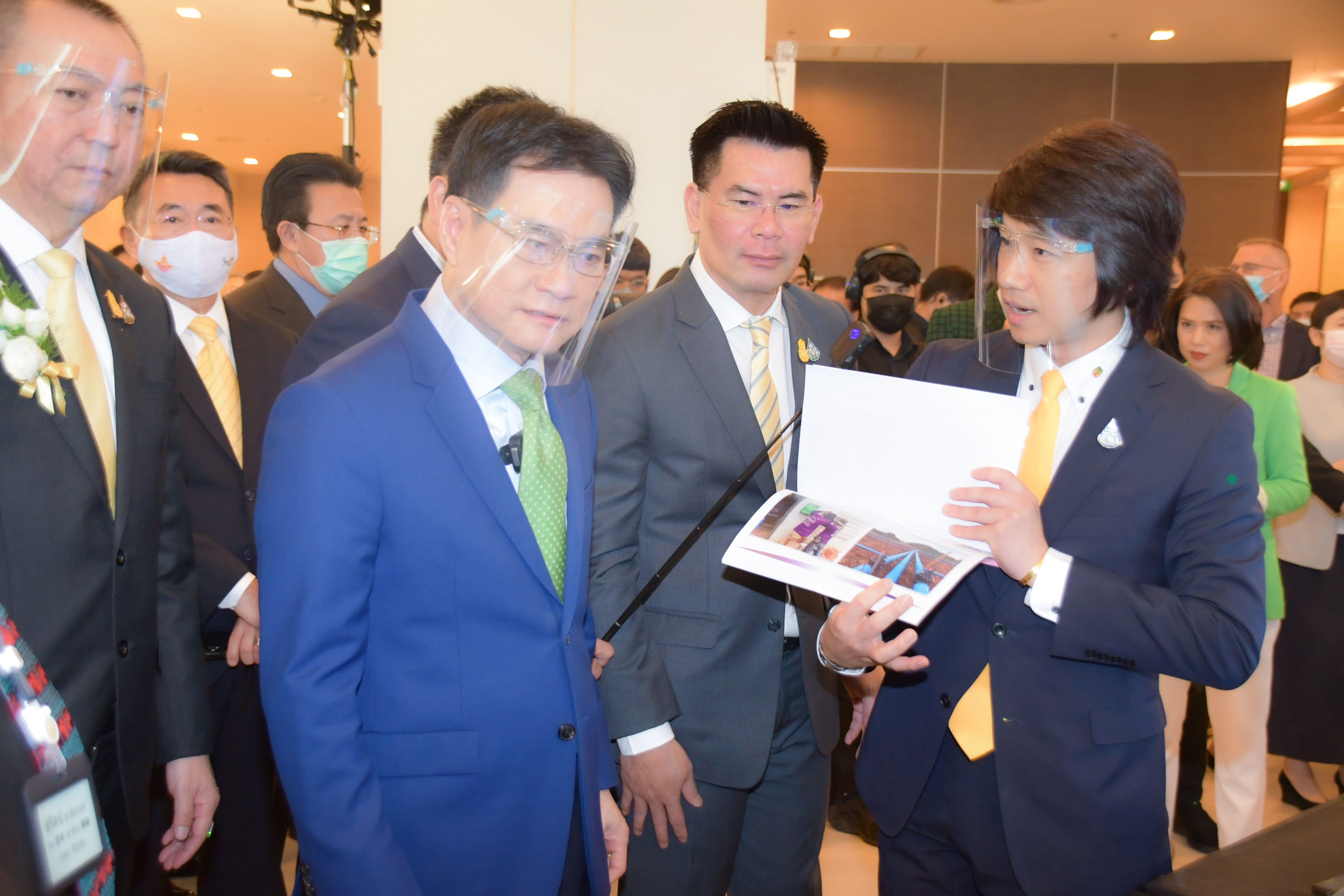 พิธีลงนามบันทึกความร่วมมือการดำเนินนโยบาย “เกษตรผลิต พาณิชย์ตลาด”