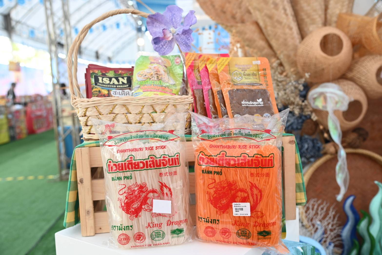 ข่าวเลขที่ 50/2569 “ศุภจี” นำทัพผู้ประกอบการชายแดนไทย–กัมพูชา ร่วมขายในมหกรรมธงฟ้าชลบุรี, จับมือ TikTok Live ดันยอดขาย–สร้างรายได้ฟื้นเศรษฐกิจชายแดน (14 ธันวาคม 2568)