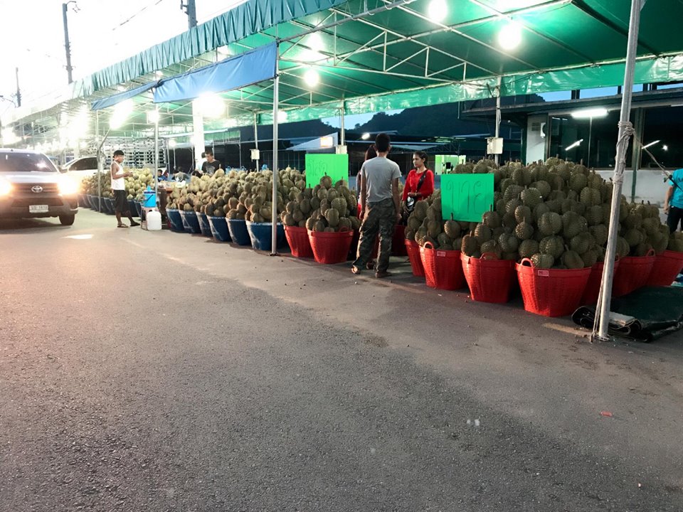 67890_บริเวณตลาด.jpg