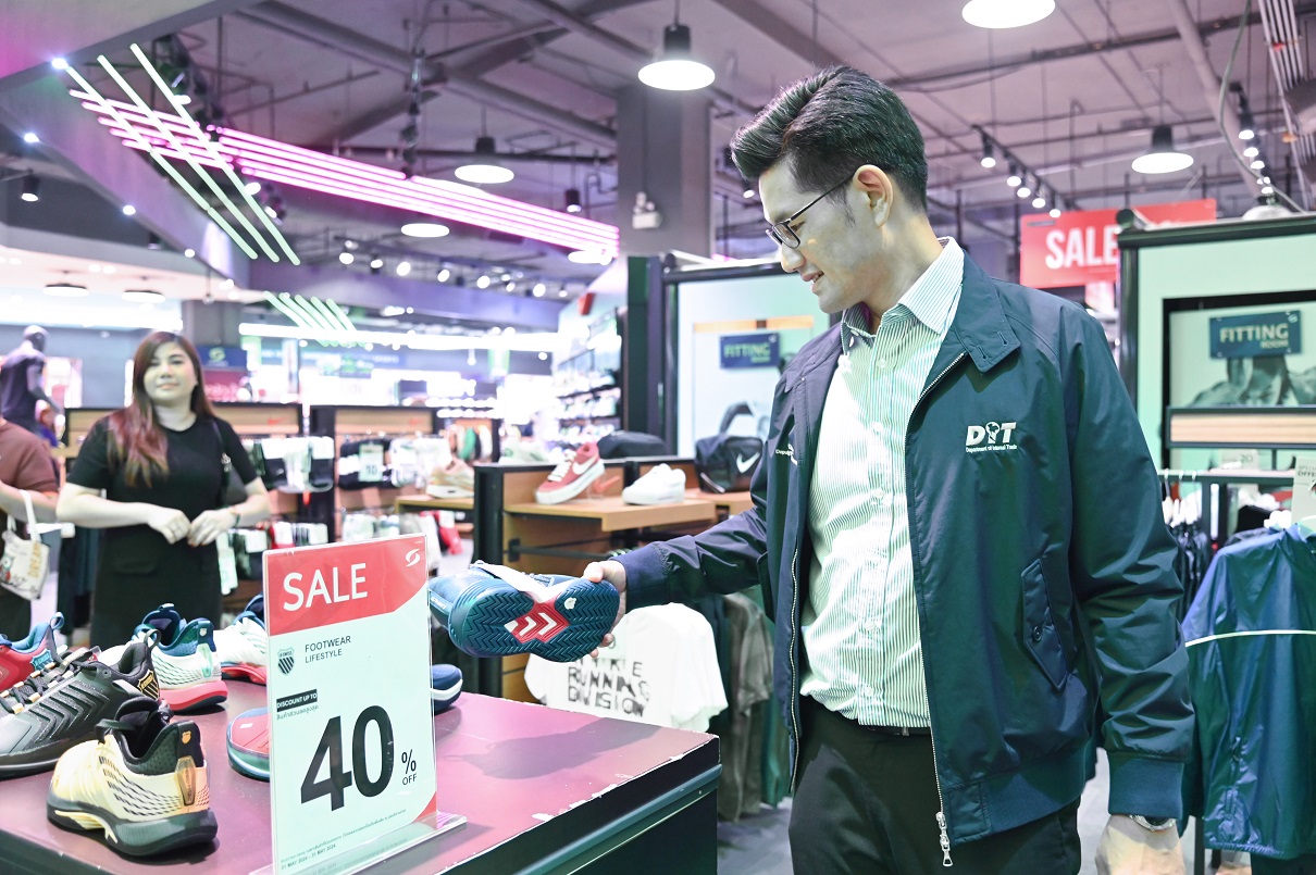 ห้างขานรับร่วม พาณิชย์สั่งลุย ลดราคา Back to School 2024