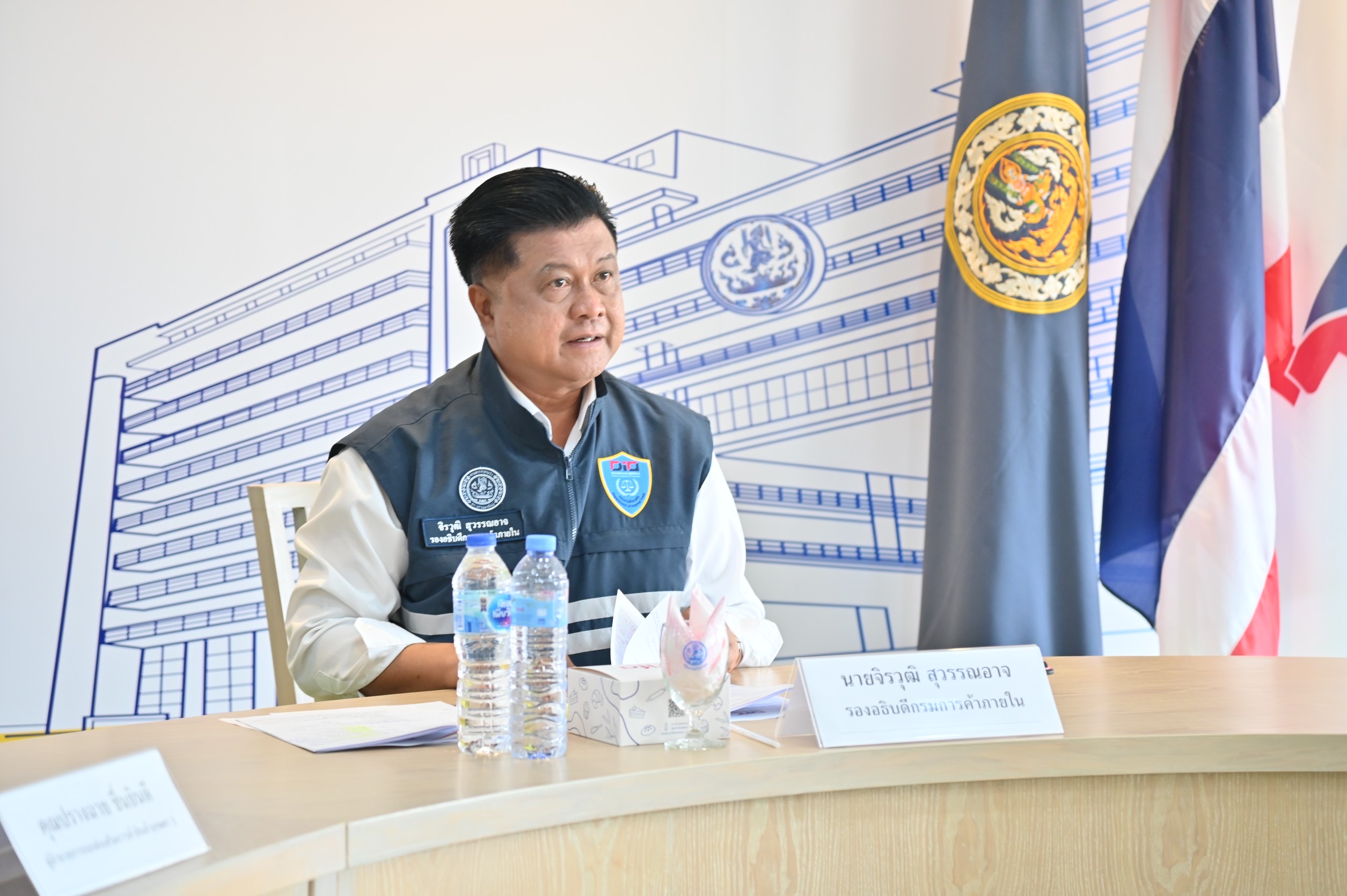 ข่าวเลขที่ 103/2569 พาณิชย์ยืนยัน “หมู ไก่ ไข่ไก่” ไม่ขาดตลาดแน่นอน แม้อากาศร้อนทำของน้อยลง แต่ราคาเริ่มนิ่งแล้ว (3 เมษายน 2569)