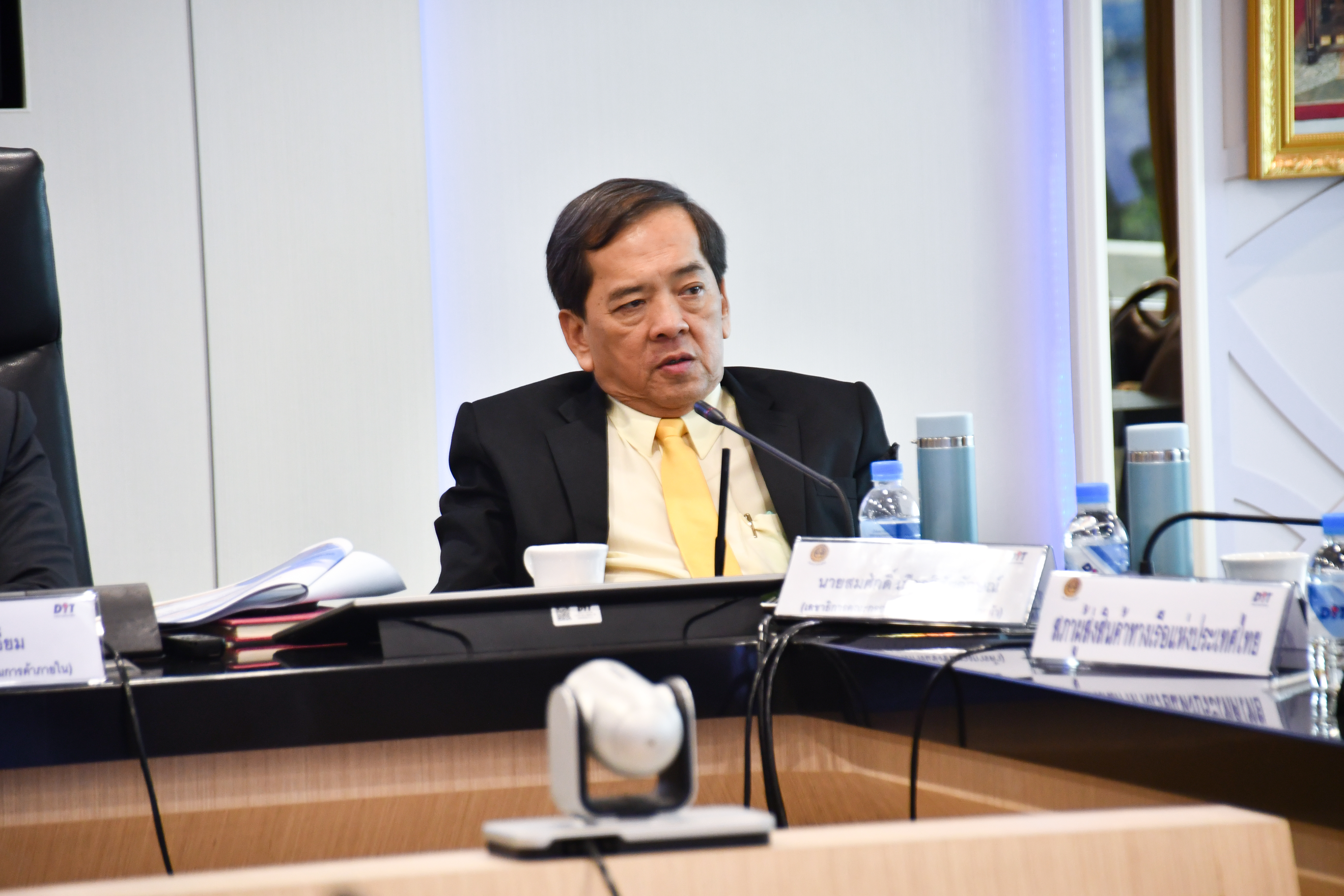 การประชุมหารือพิจารณาการปรับอัตราค่าระวางและค่าบริการภายในประเทศ (Local Charge